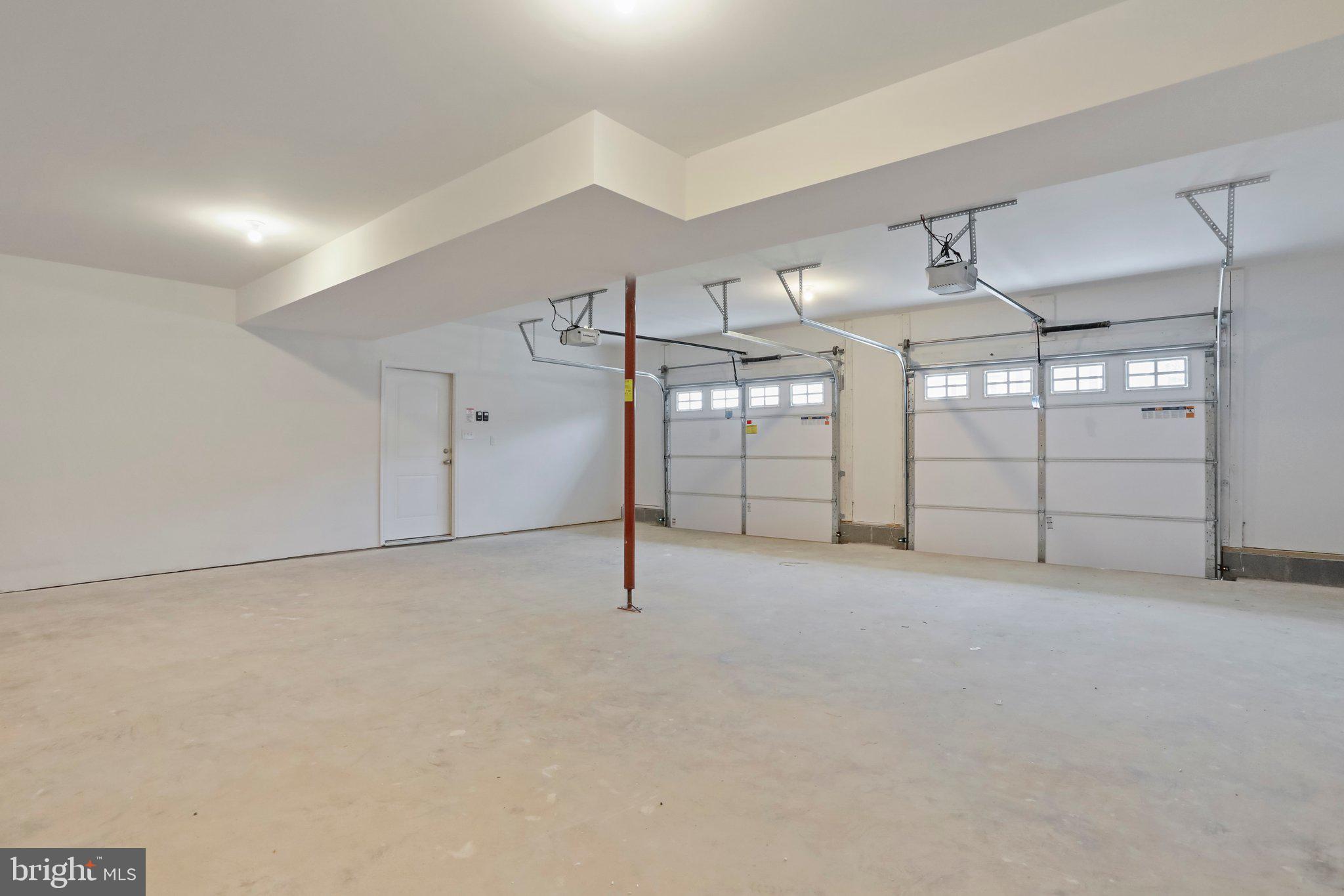 RED HILL - Residential