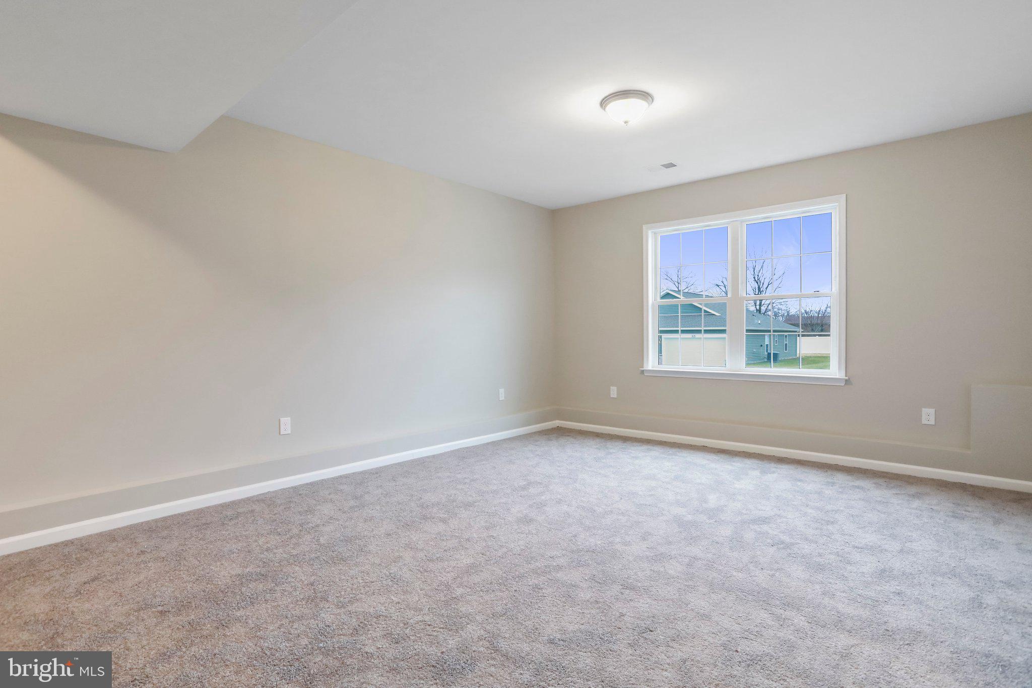 RED HILL - Residential