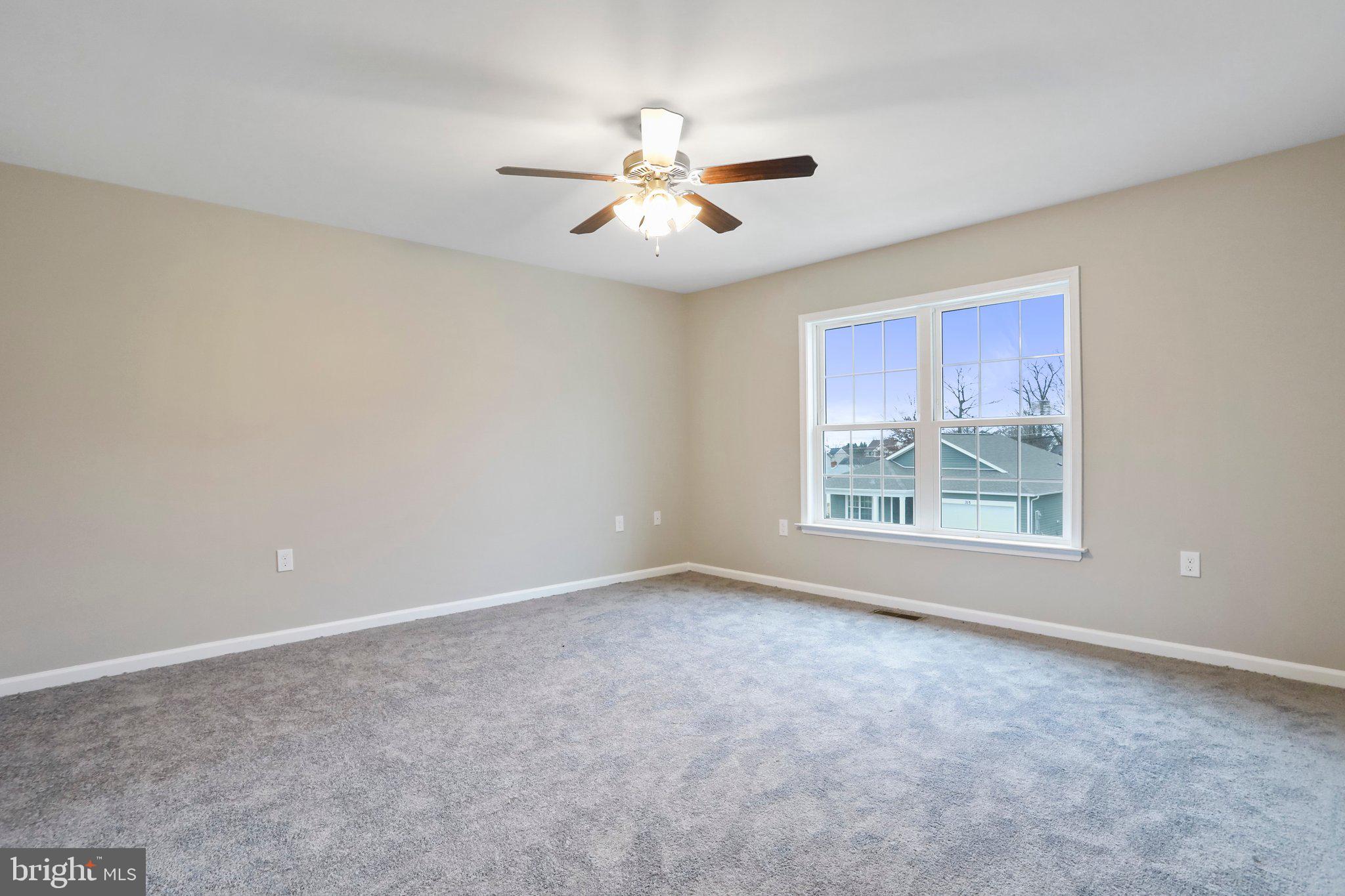 RED HILL - Residential