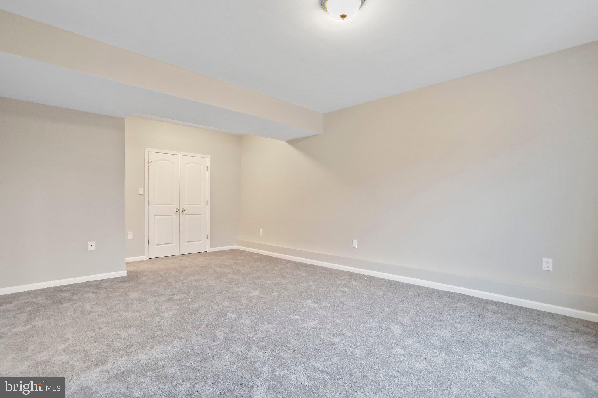 RED HILL - Residential