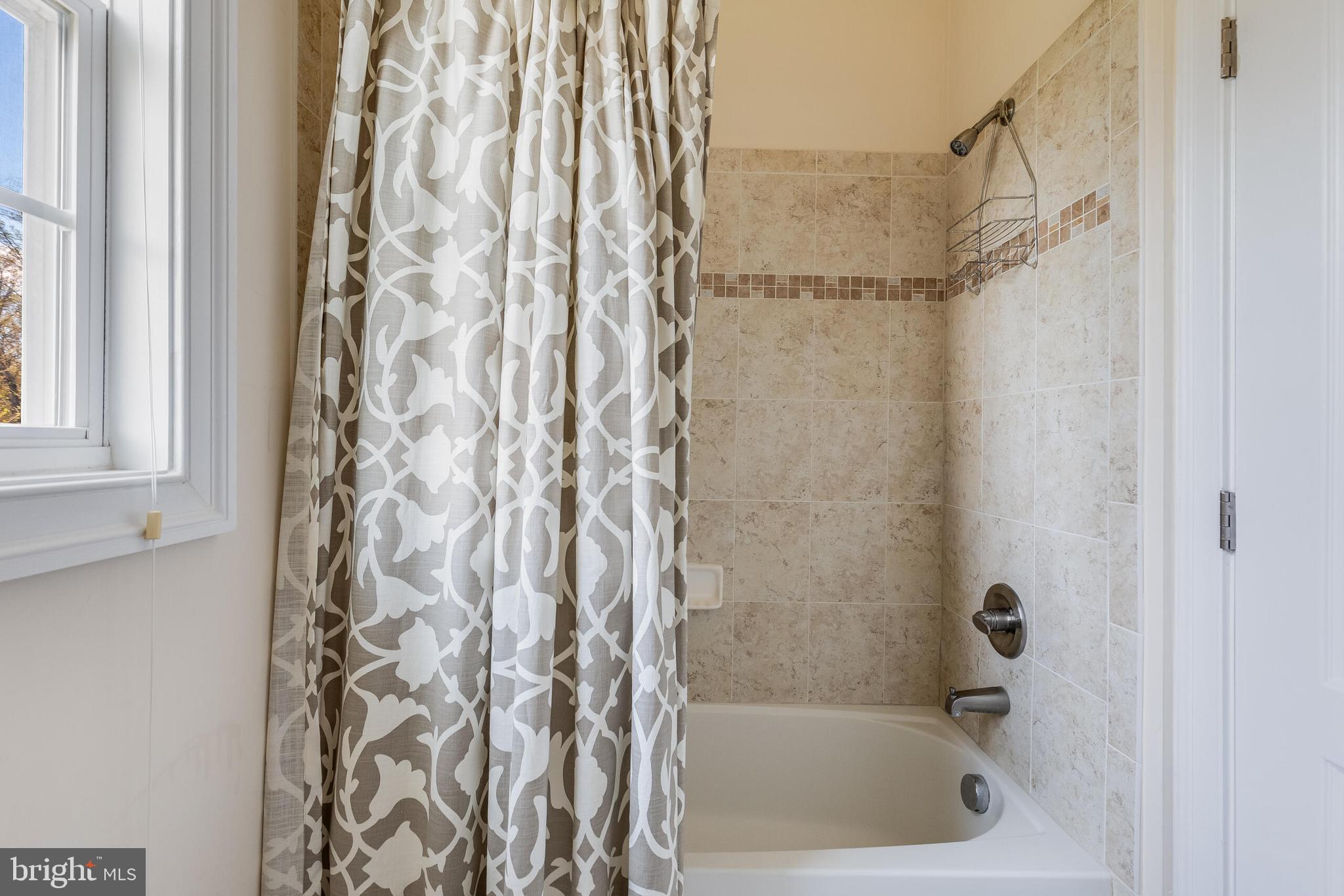 SPRINGS AT LENAH - Residential