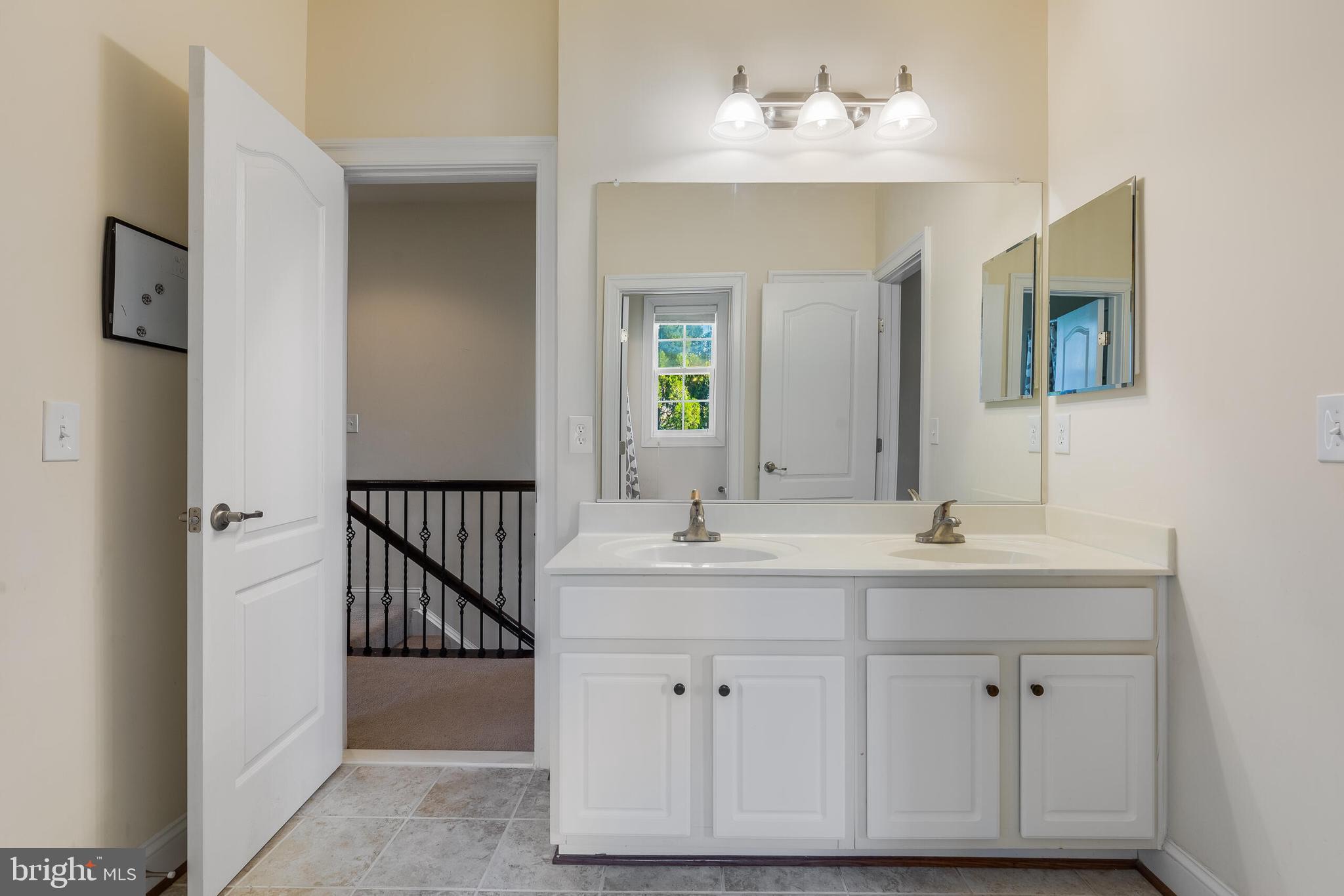 SPRINGS AT LENAH - Residential