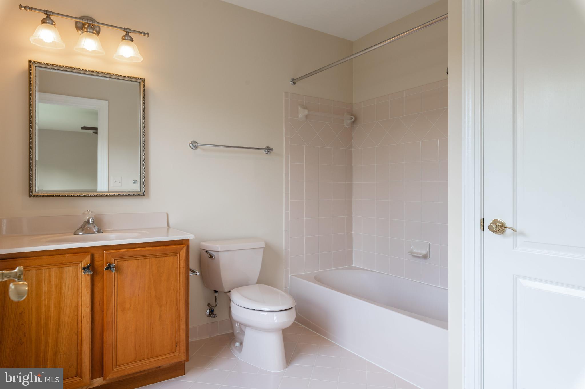 TIMBERLAKE ESTATES - Residential