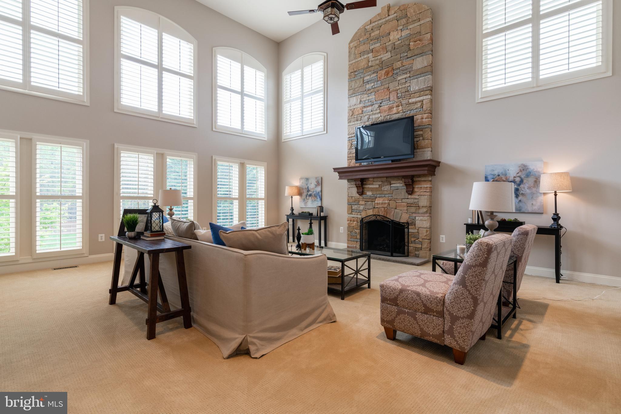 TIMBERLAKE ESTATES - Residential