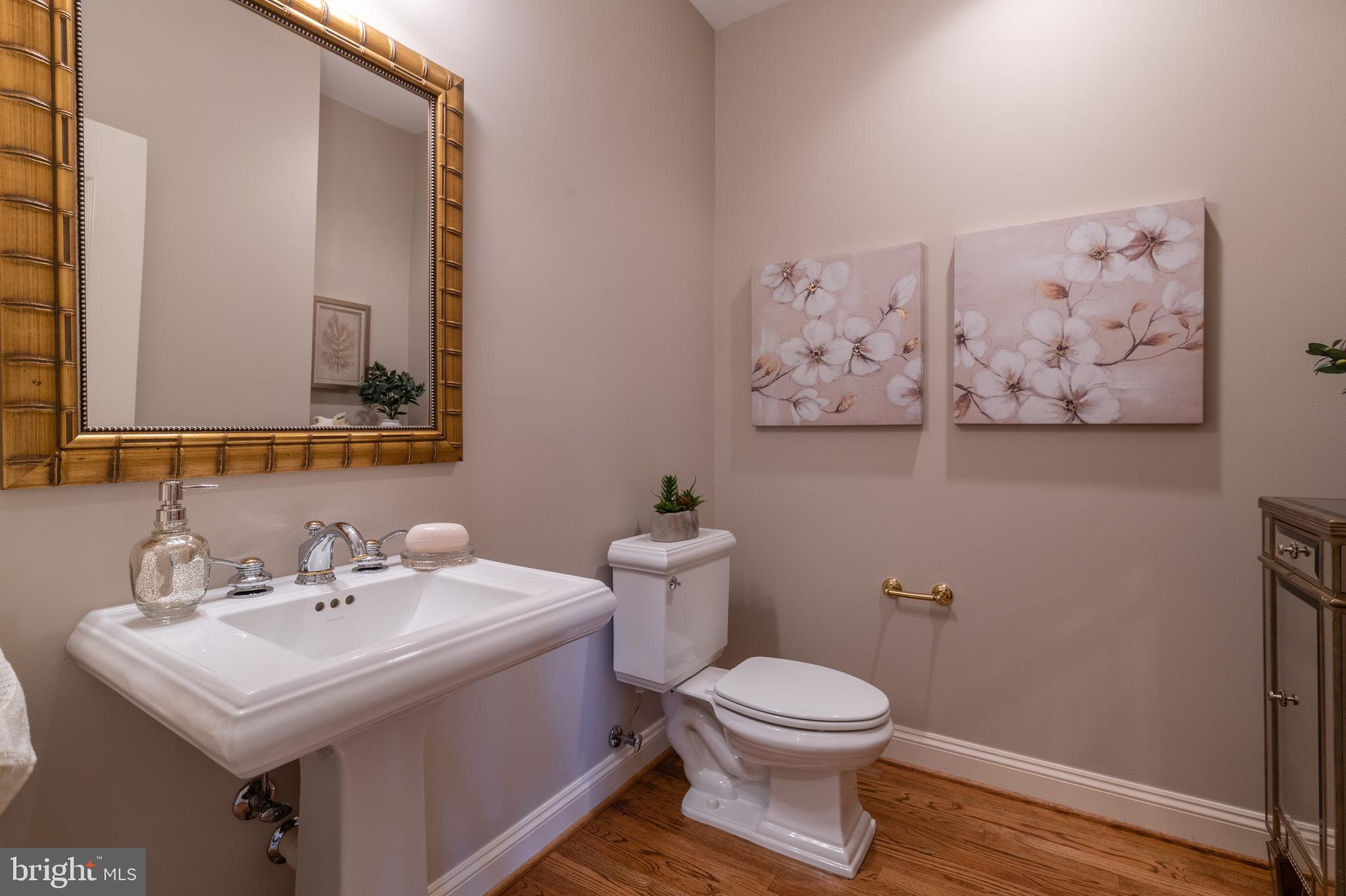 TIMBERLAKE ESTATES - Residential