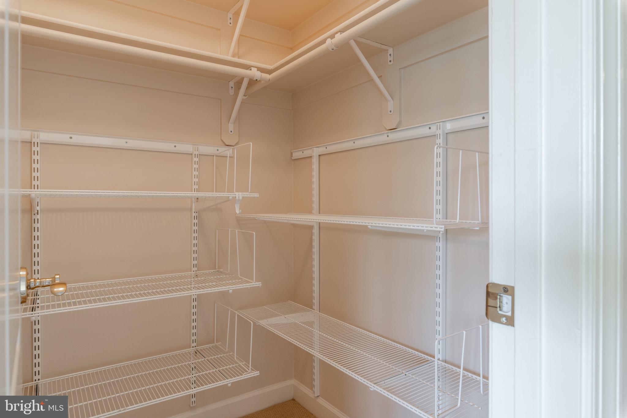 TIMBERLAKE ESTATES - Residential