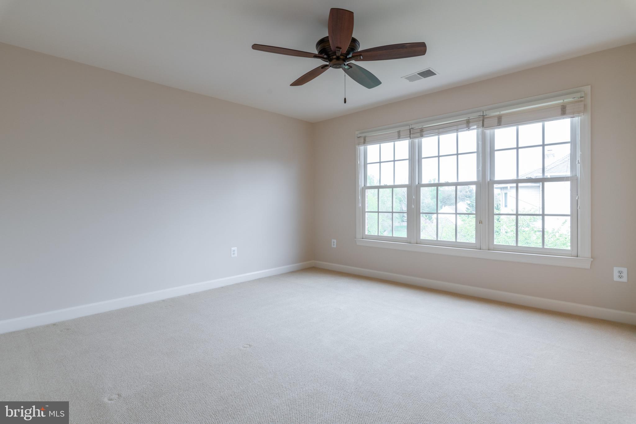 TIMBERLAKE ESTATES - Residential