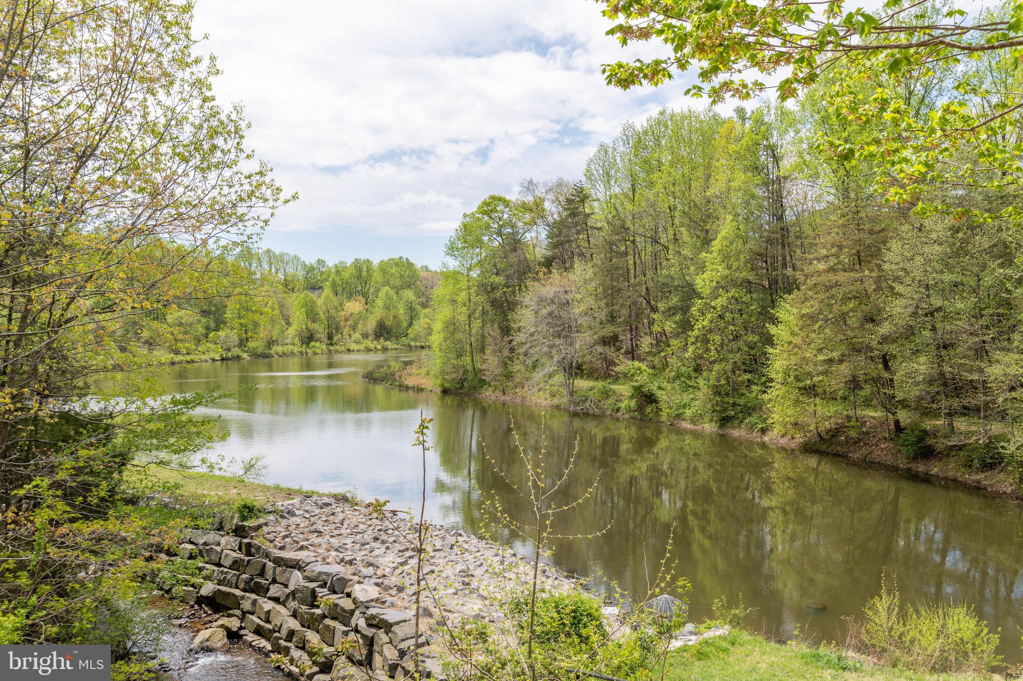 TIMBERLAKE ESTATES - Residential