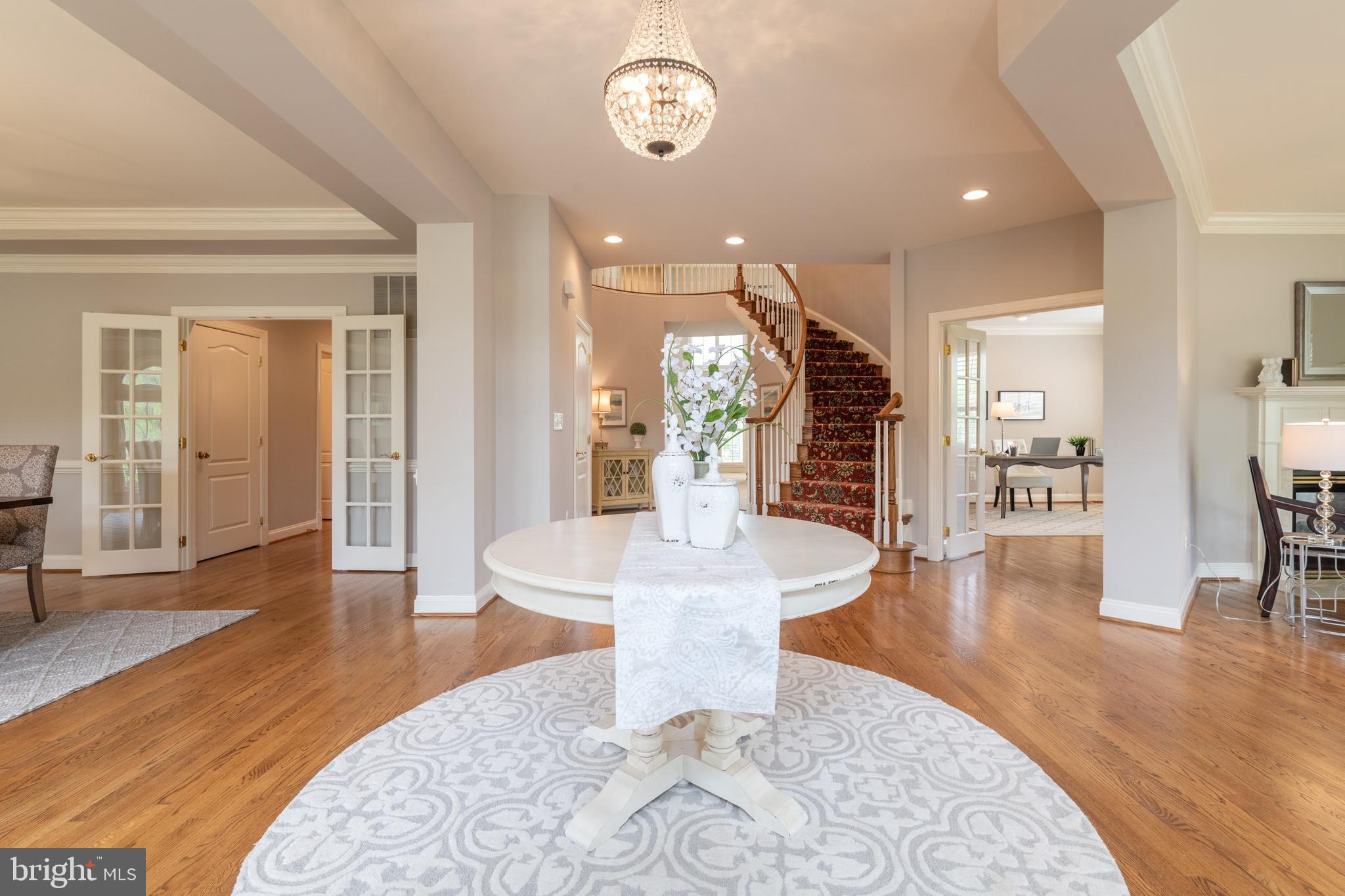 TIMBERLAKE ESTATES - Residential