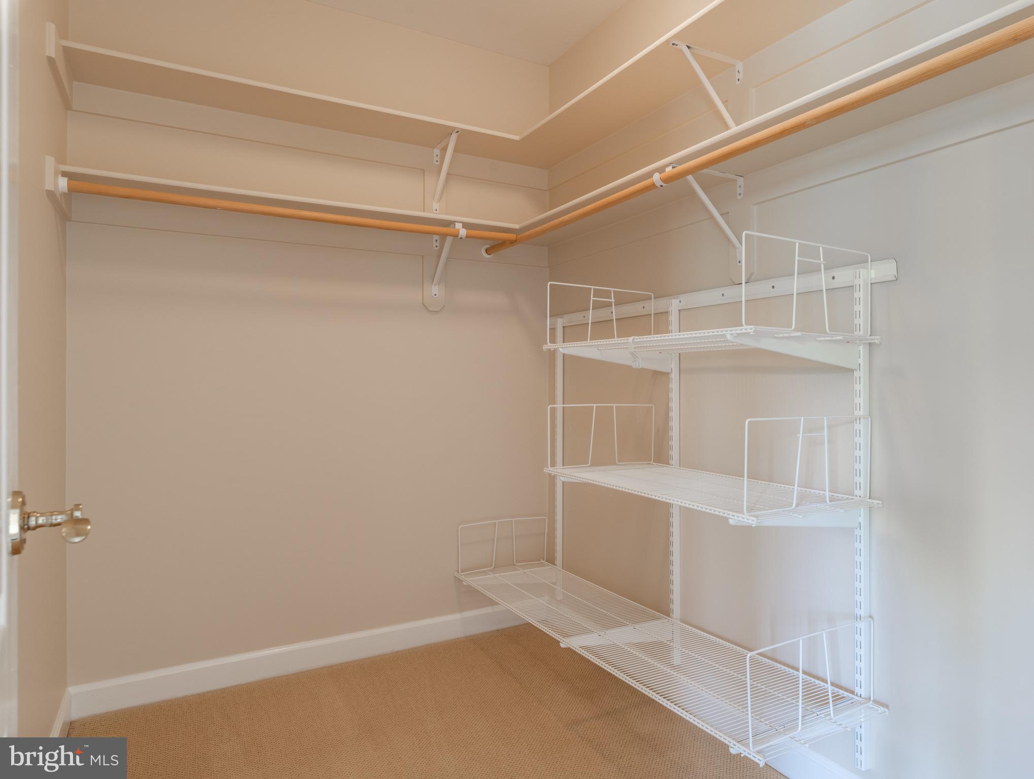 TIMBERLAKE ESTATES - Residential