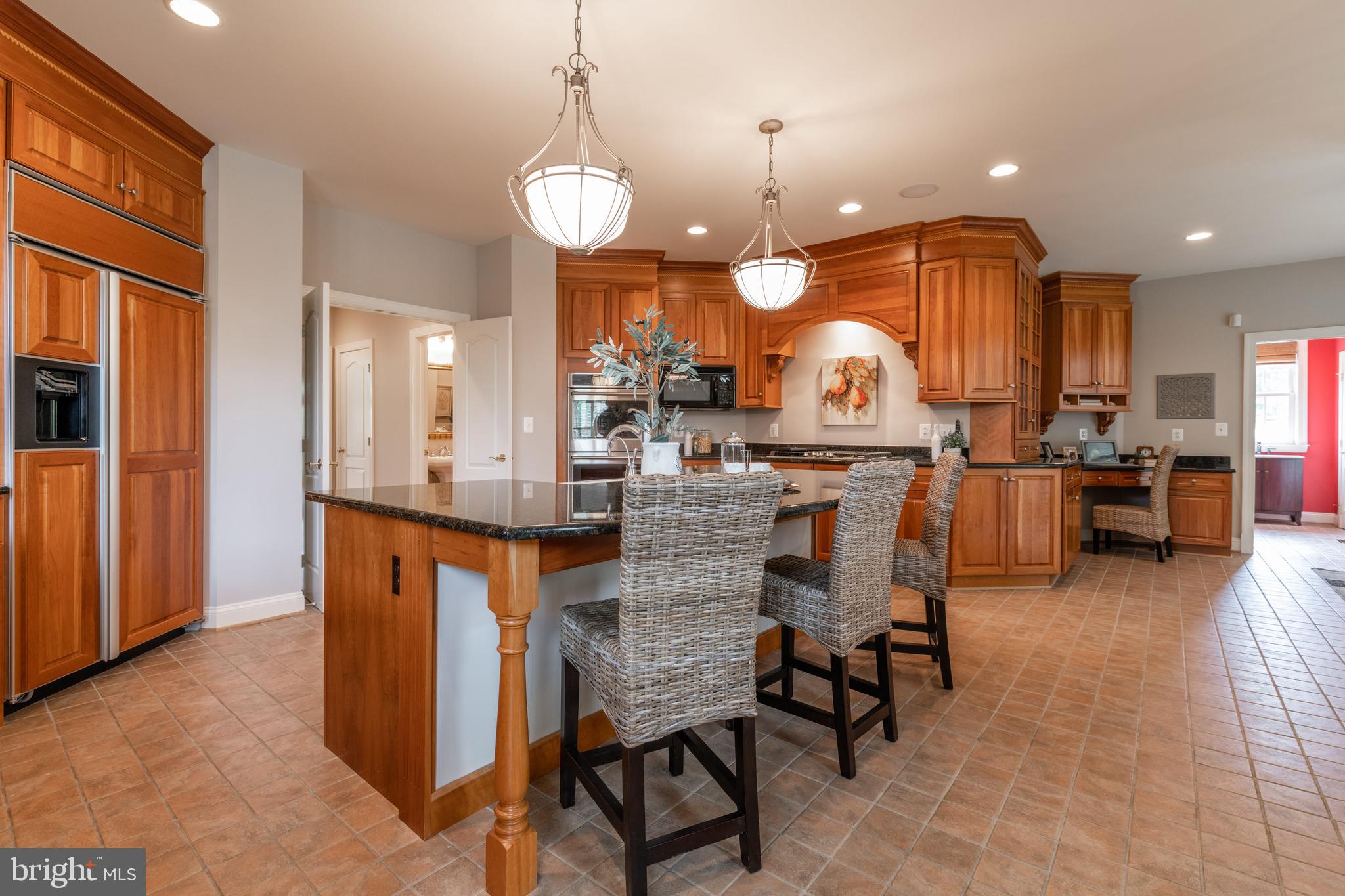 TIMBERLAKE ESTATES - Residential