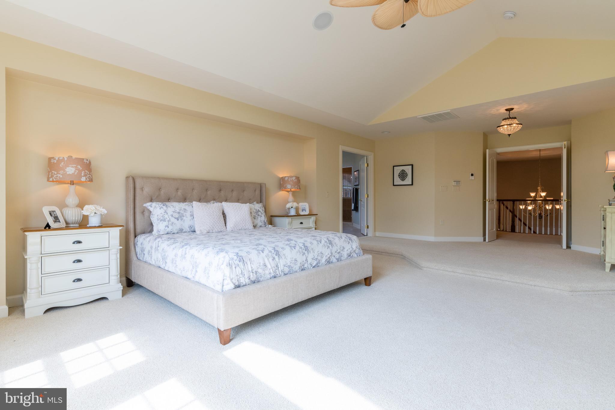 TIMBERLAKE ESTATES - Residential