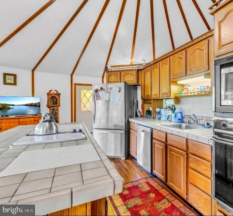 STRATFORD HARBOUR - Residential