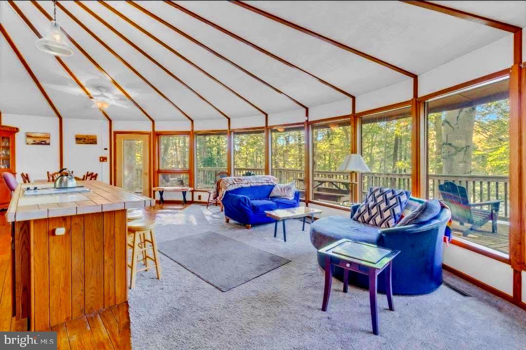 STRATFORD HARBOUR - Residential