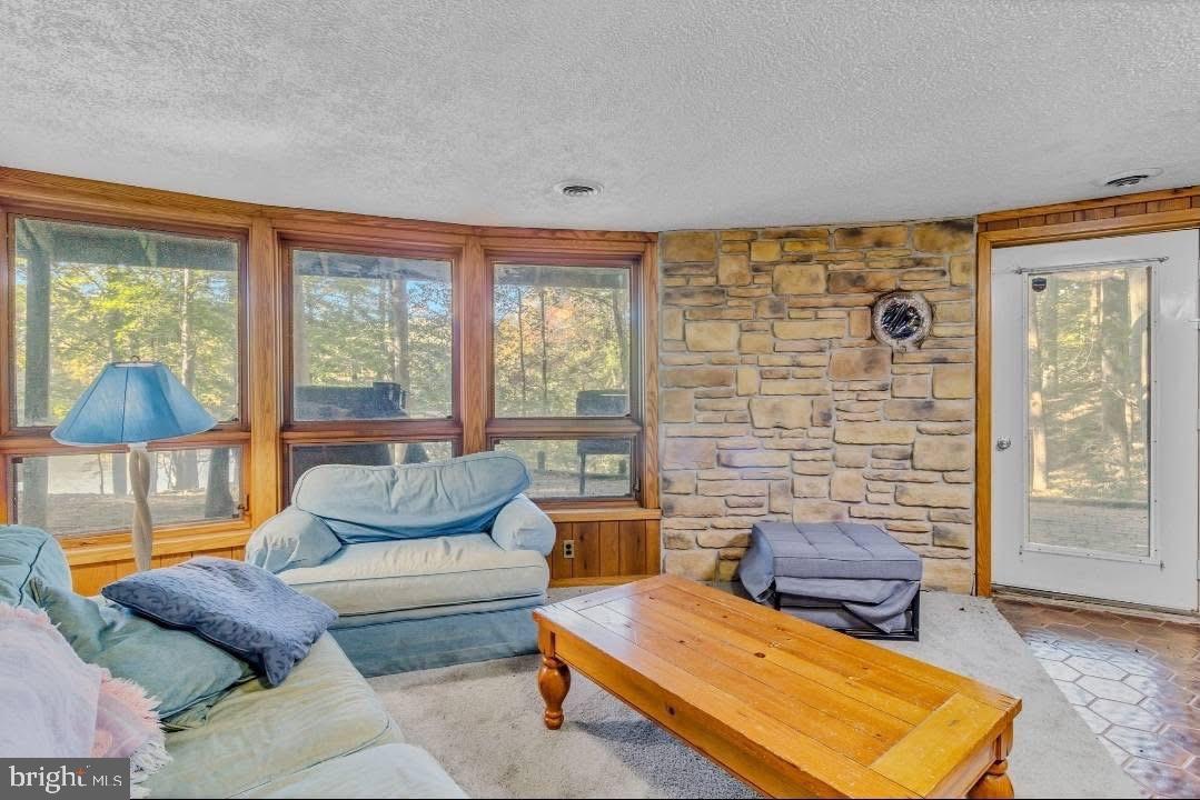 STRATFORD HARBOUR - Residential