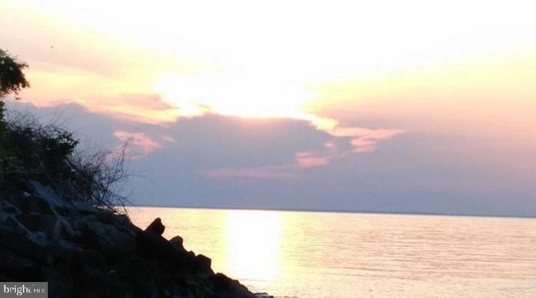 STRATFORD HARBOUR - Residential