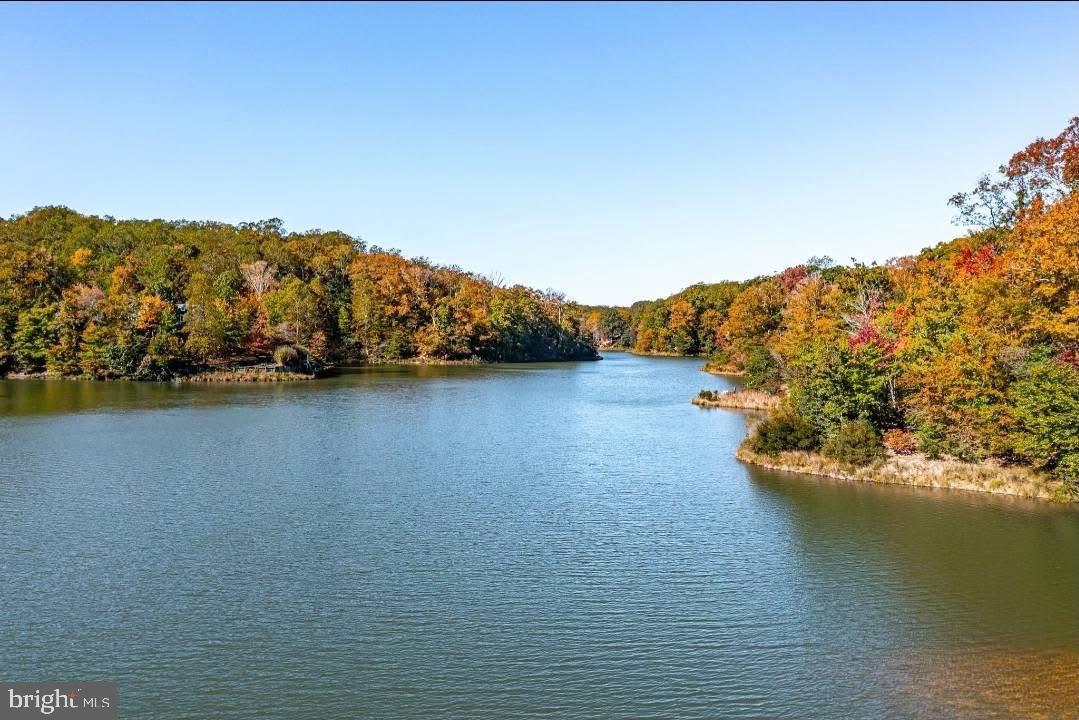 STRATFORD HARBOUR - Residential