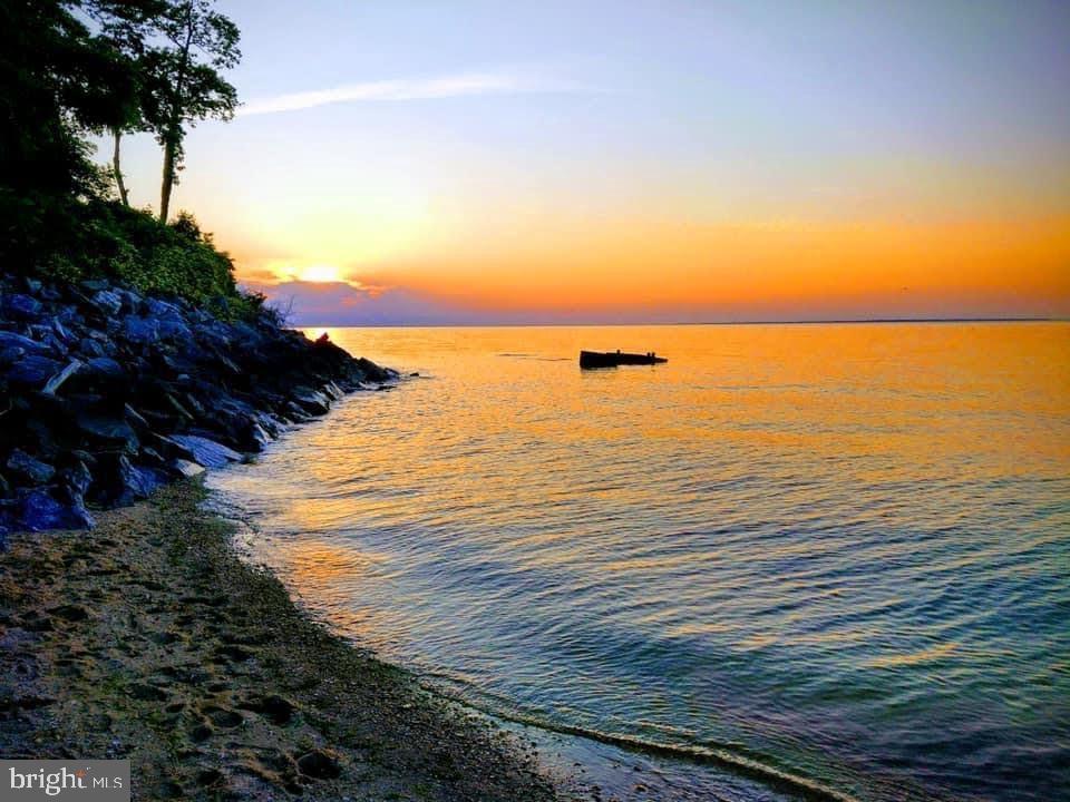 STRATFORD HARBOUR - Residential