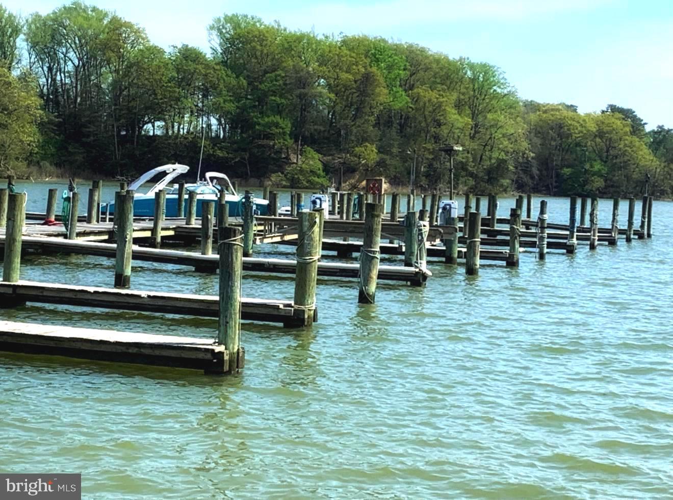 STRATFORD HARBOUR - Residential