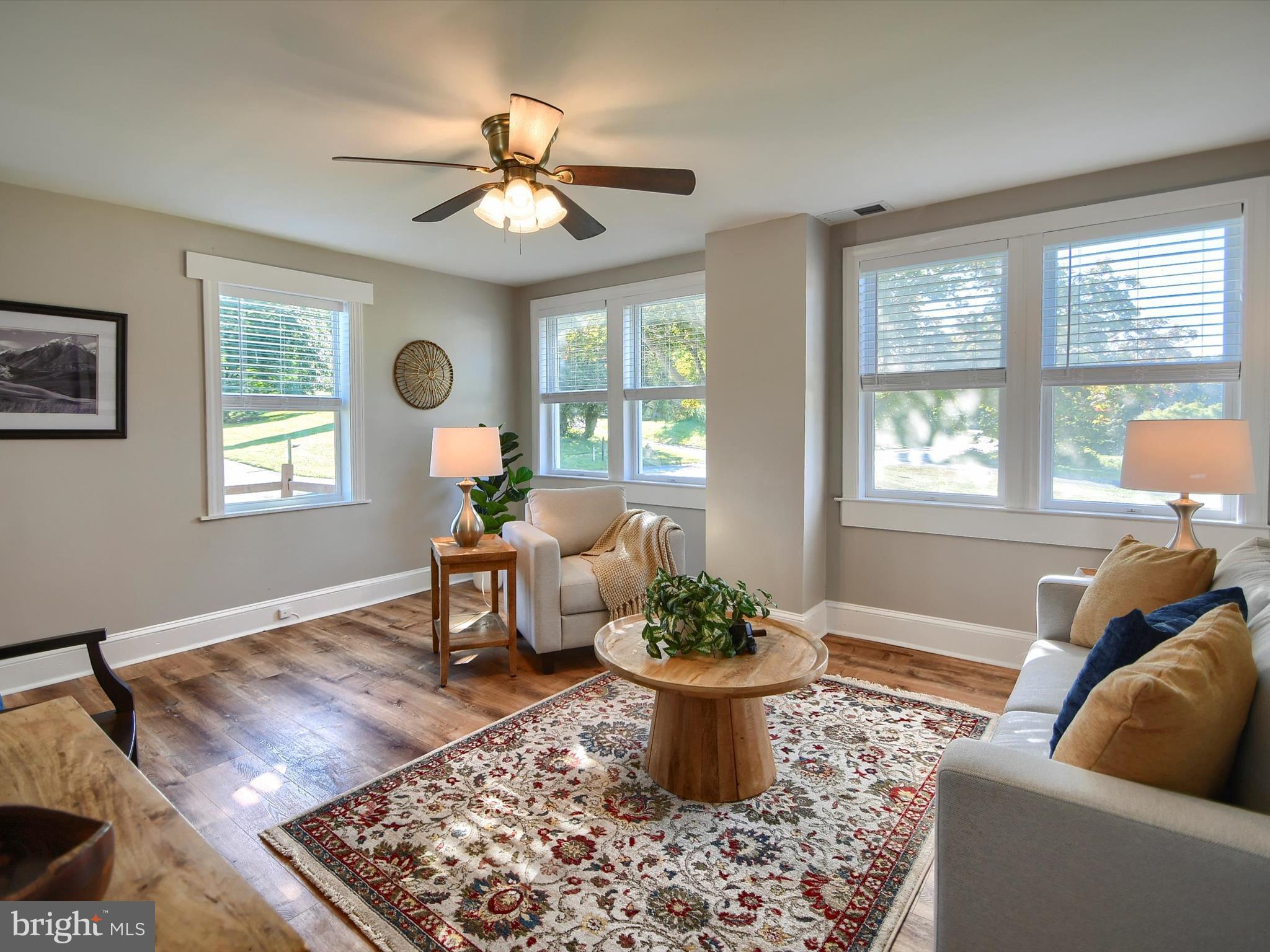 CEDAR MILL - Residential