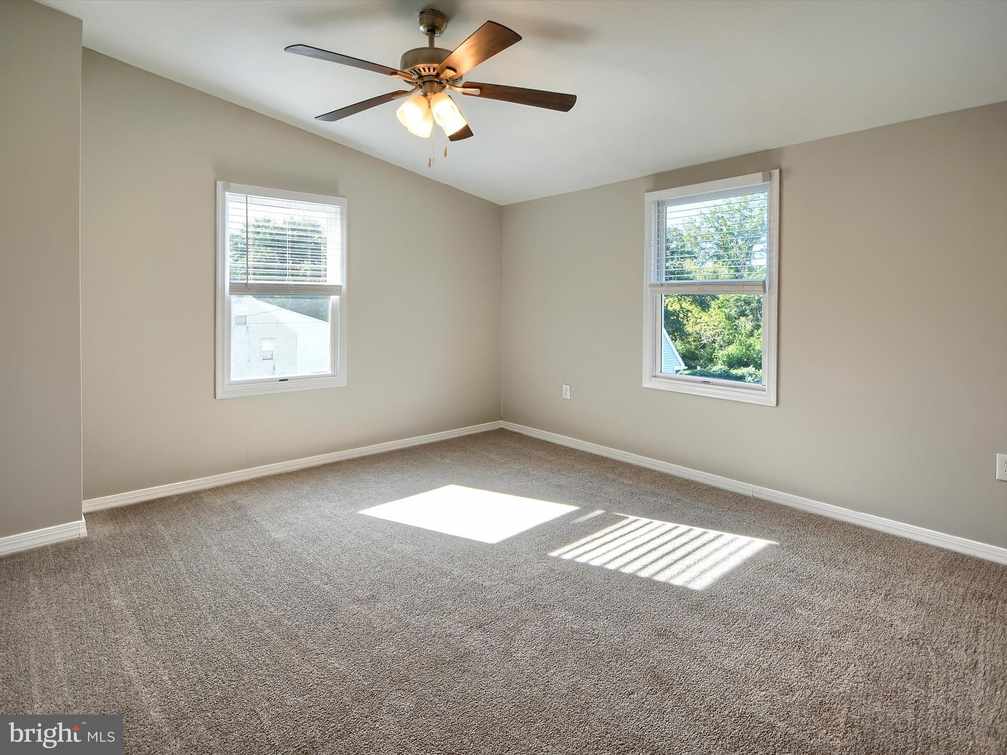 CEDAR MILL - Residential