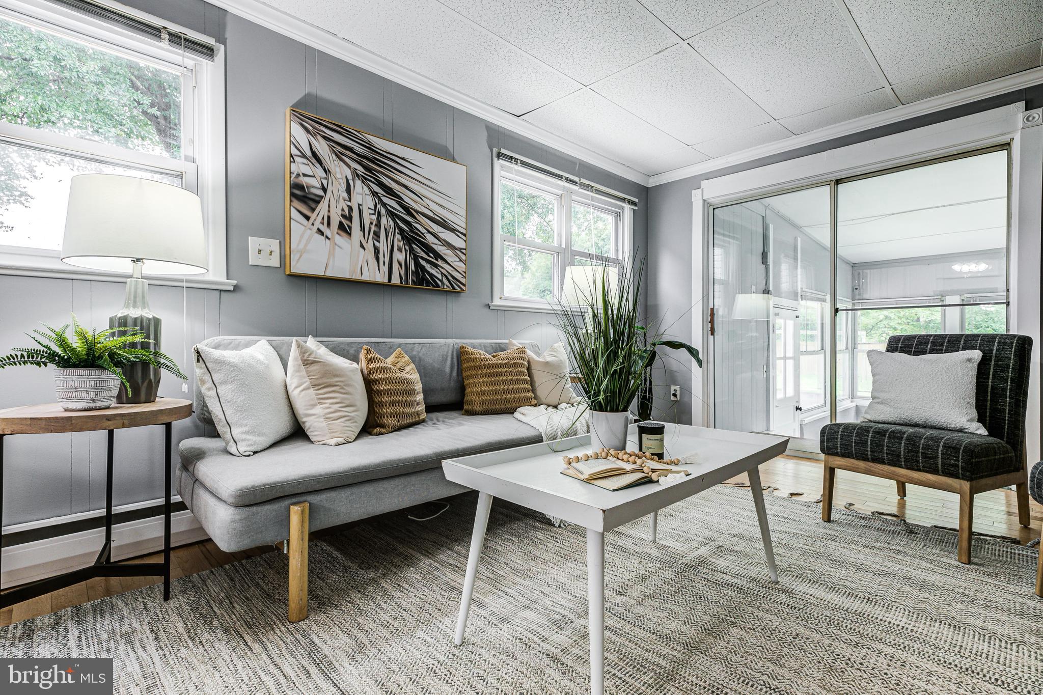 REGULARS - Residential