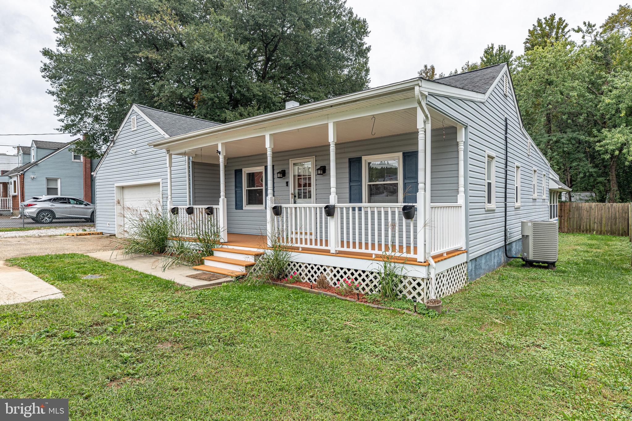 REGULARS - Residential