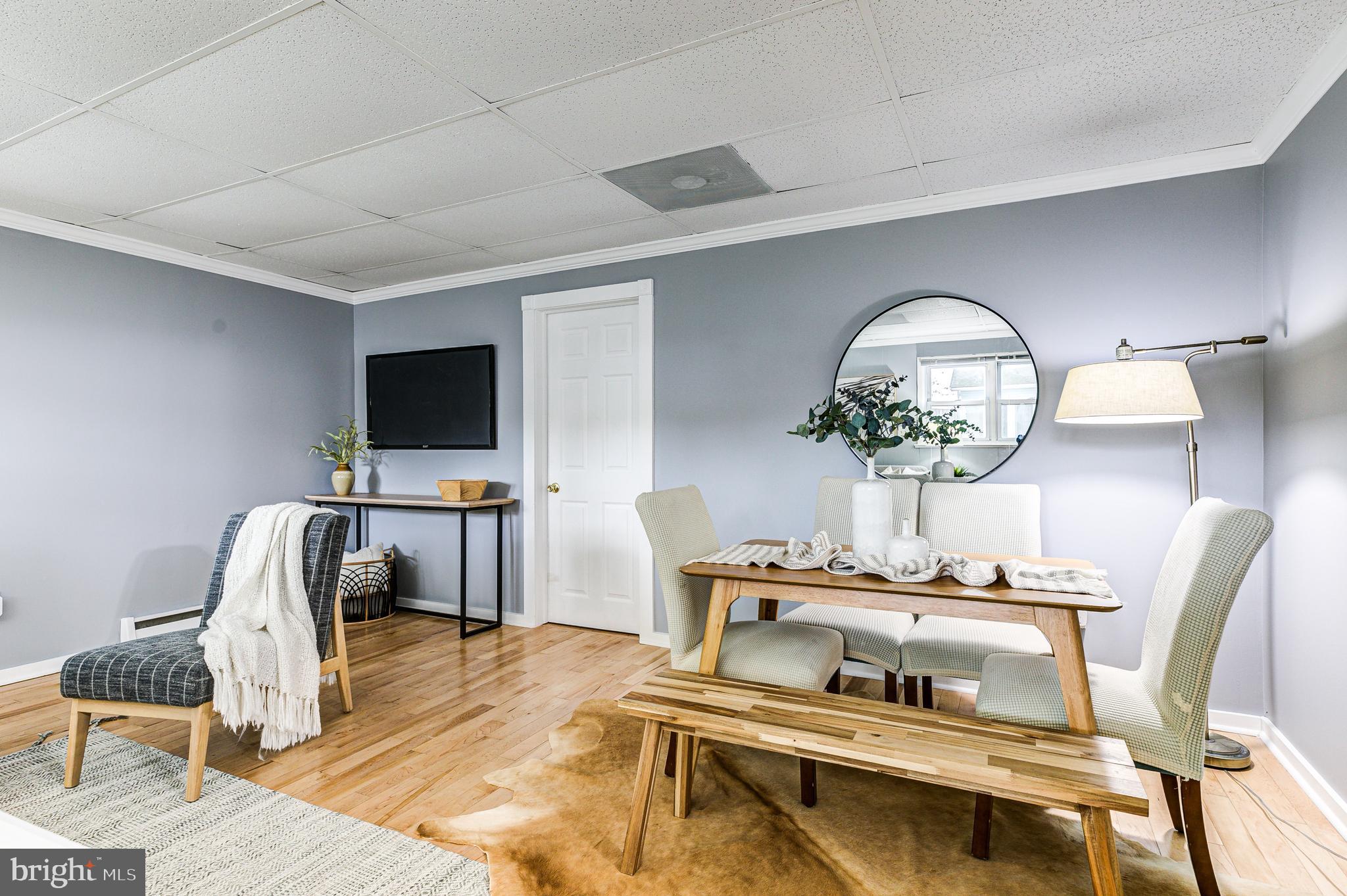 REGULARS - Residential