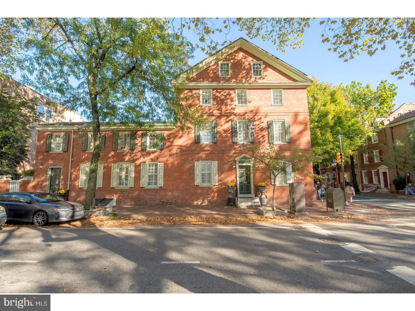 SOCIETY HILL - Residential