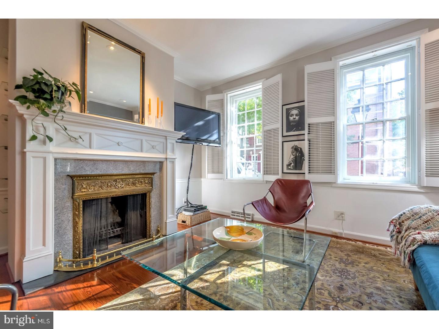 SOCIETY HILL - Residential