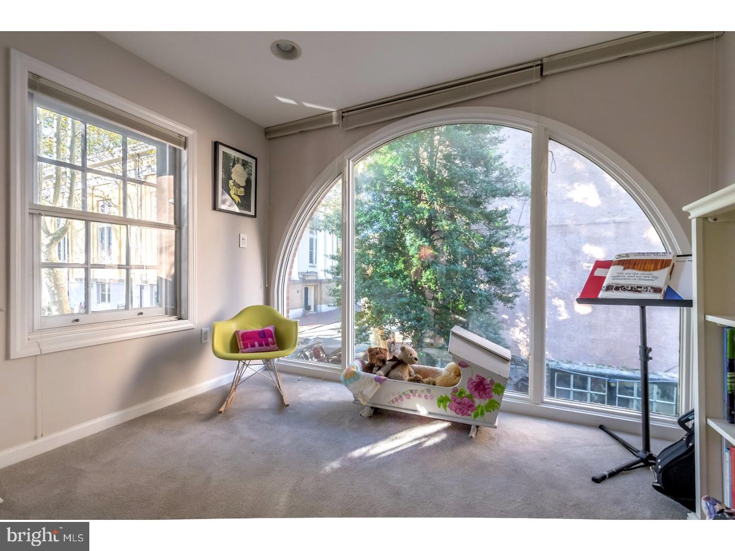 SOCIETY HILL - Residential