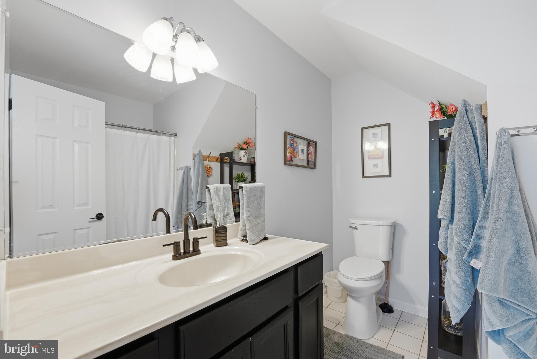 CHAPEL KNOLL - Residential