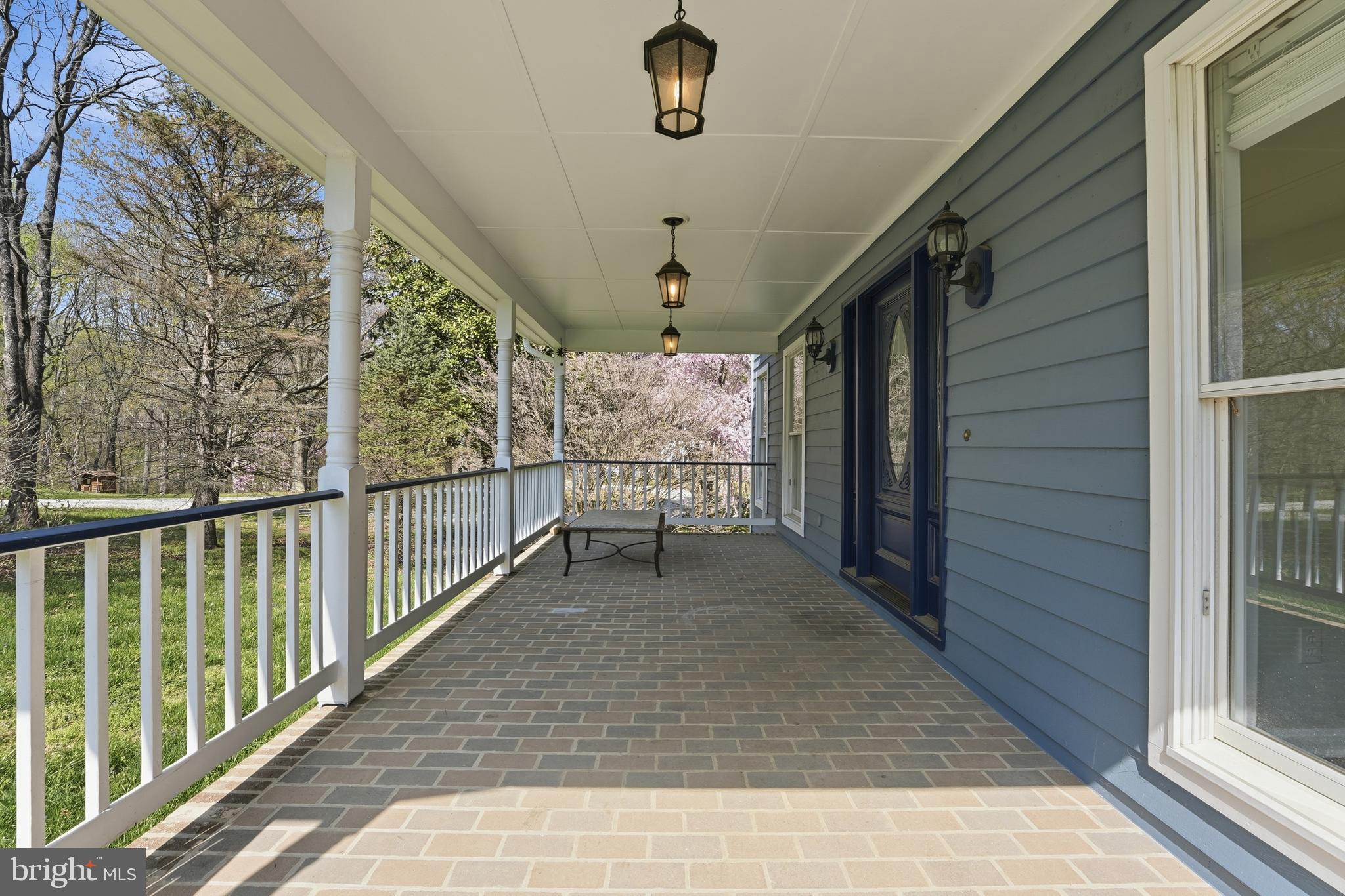 CHAPEL KNOLL - Residential