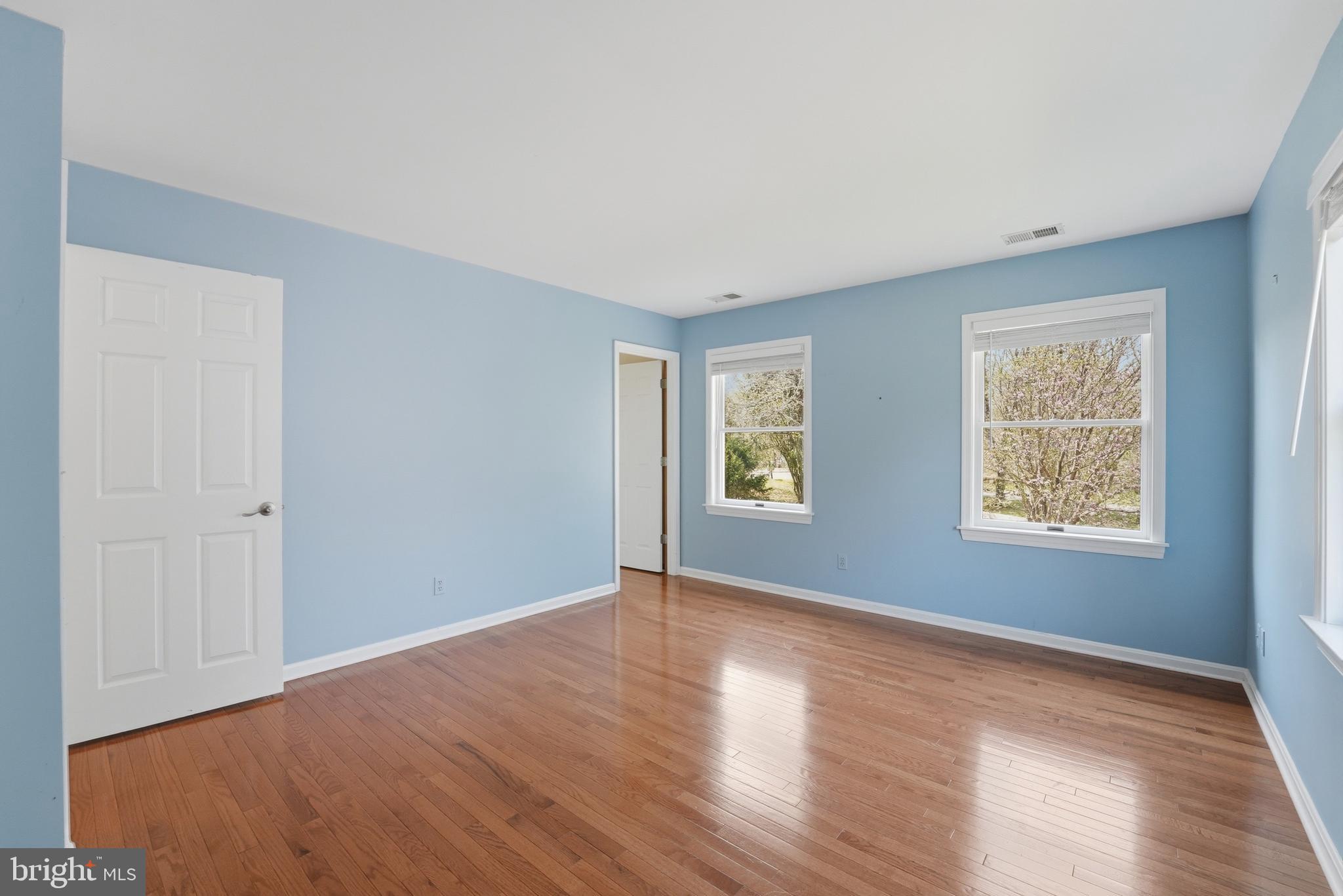 CHAPEL KNOLL - Residential