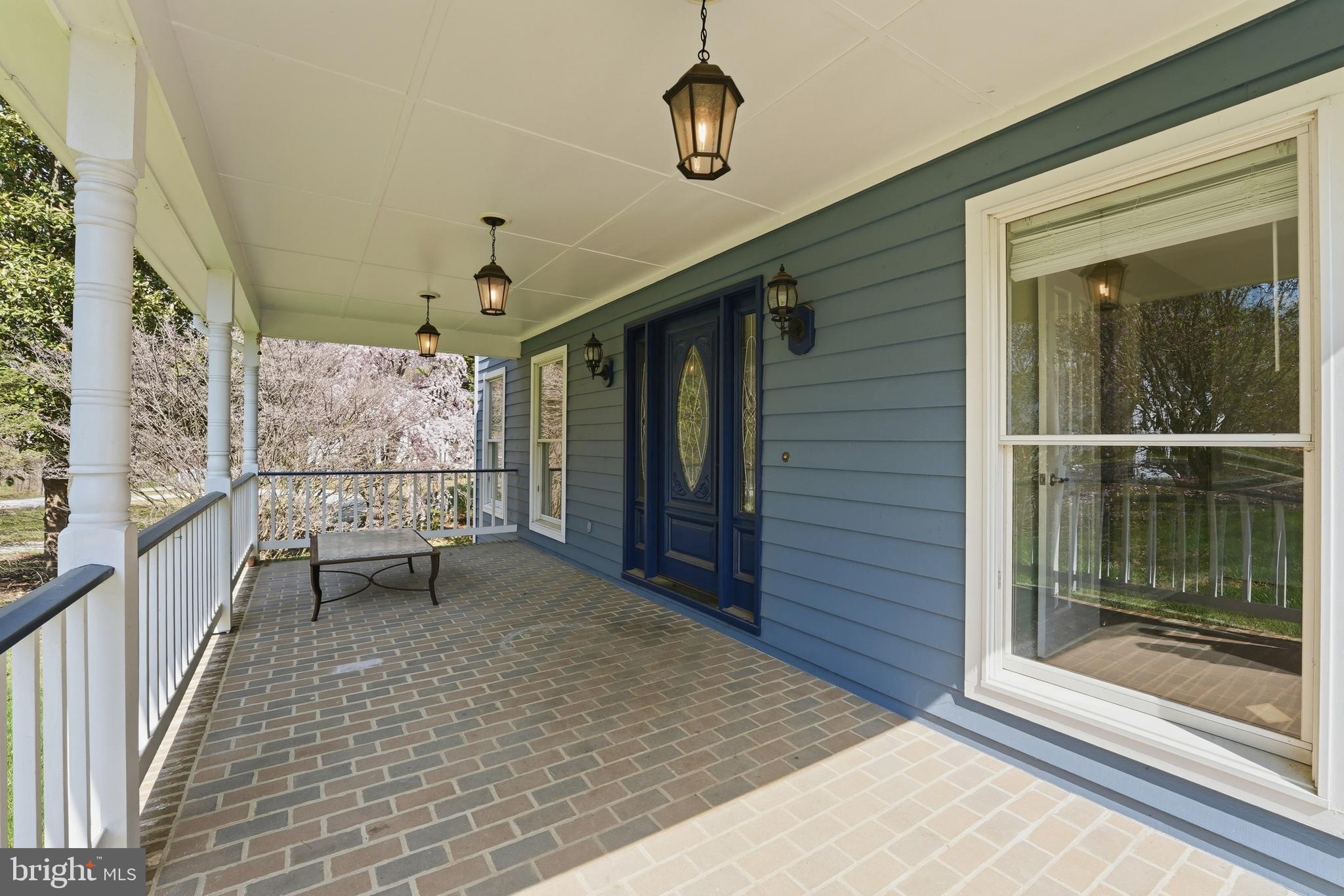 CHAPEL KNOLL - Residential