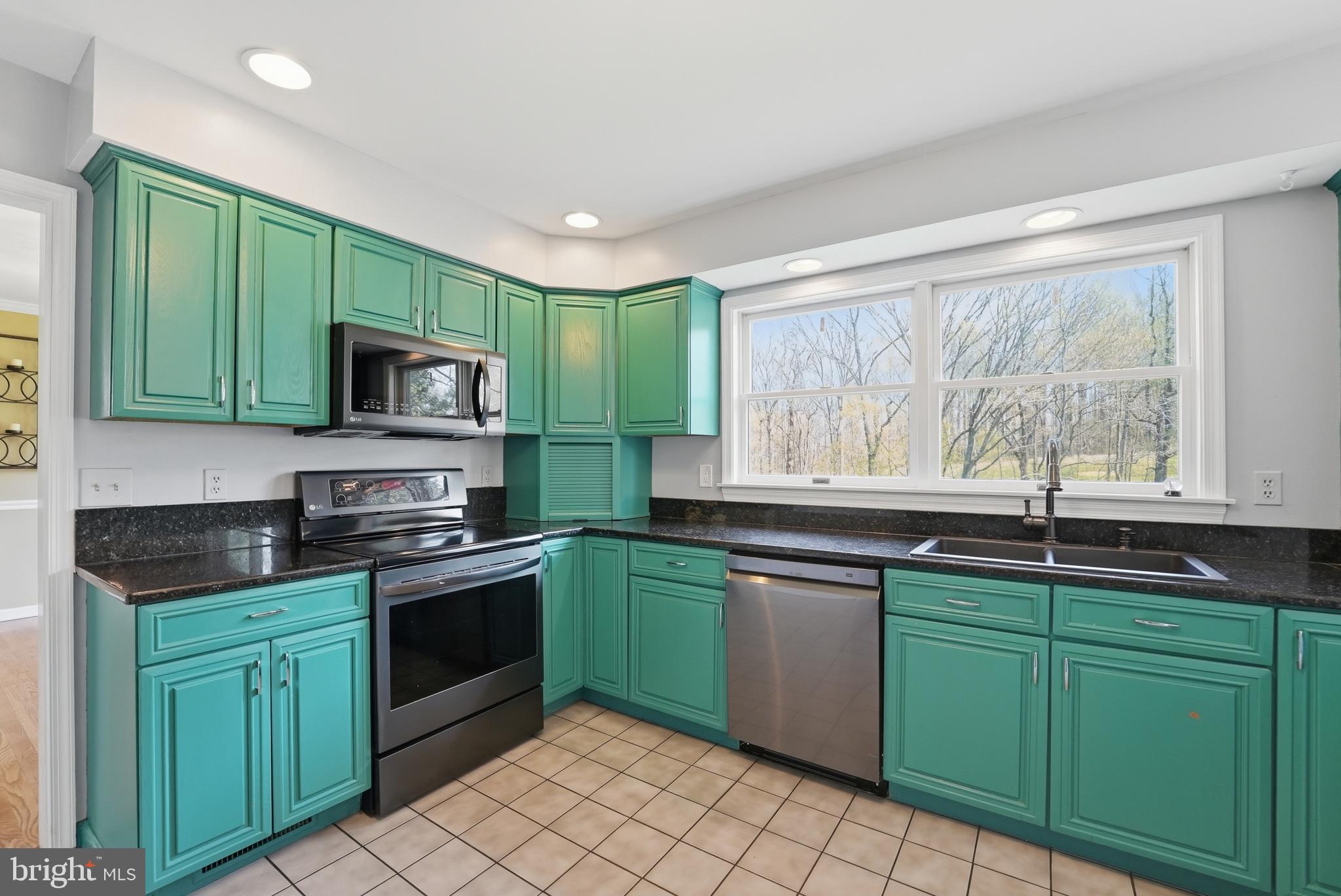 CHAPEL KNOLL - Residential