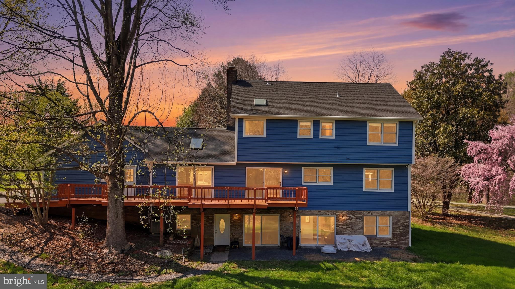 CHAPEL KNOLL - Residential