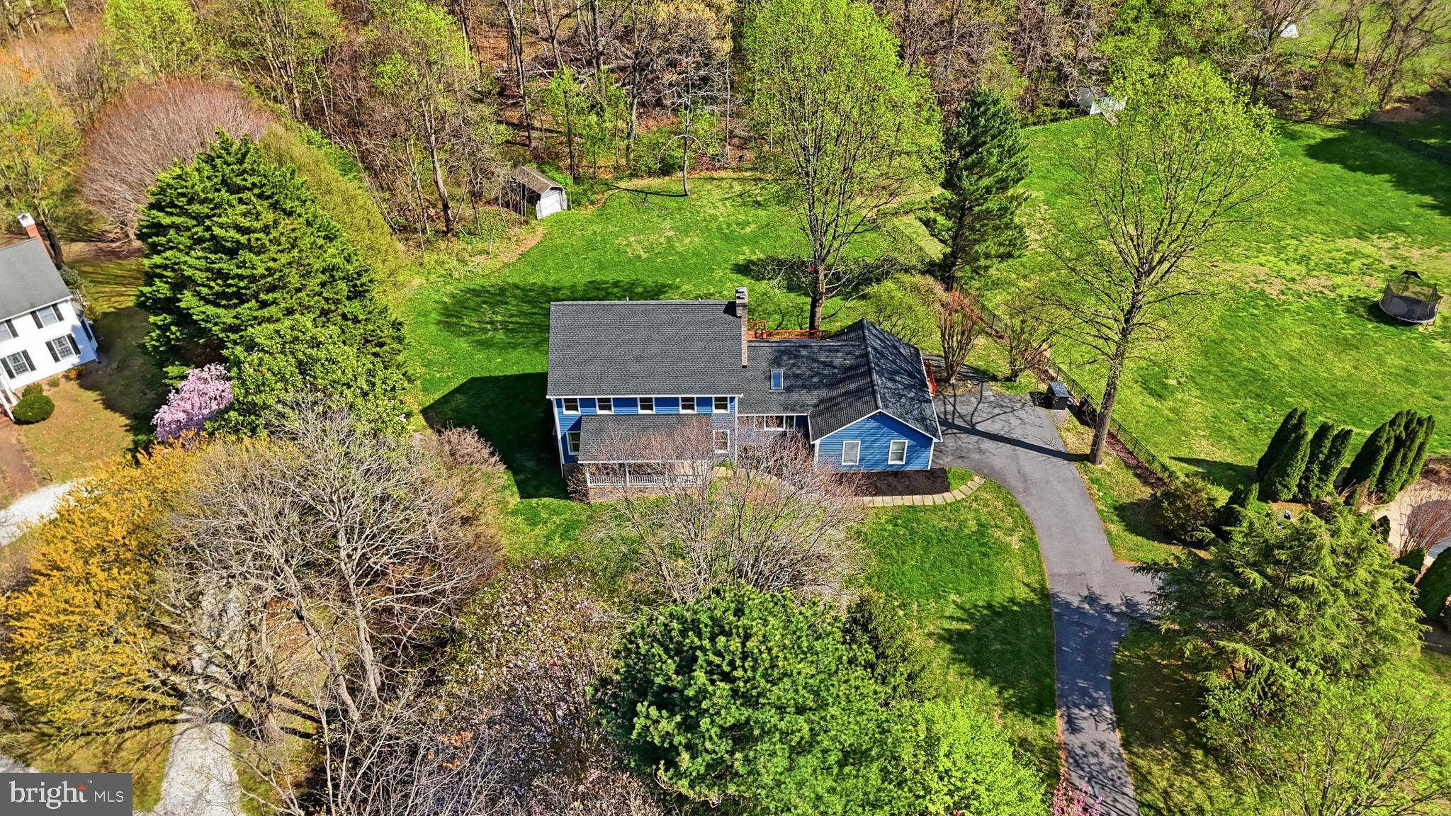 CHAPEL KNOLL - Residential