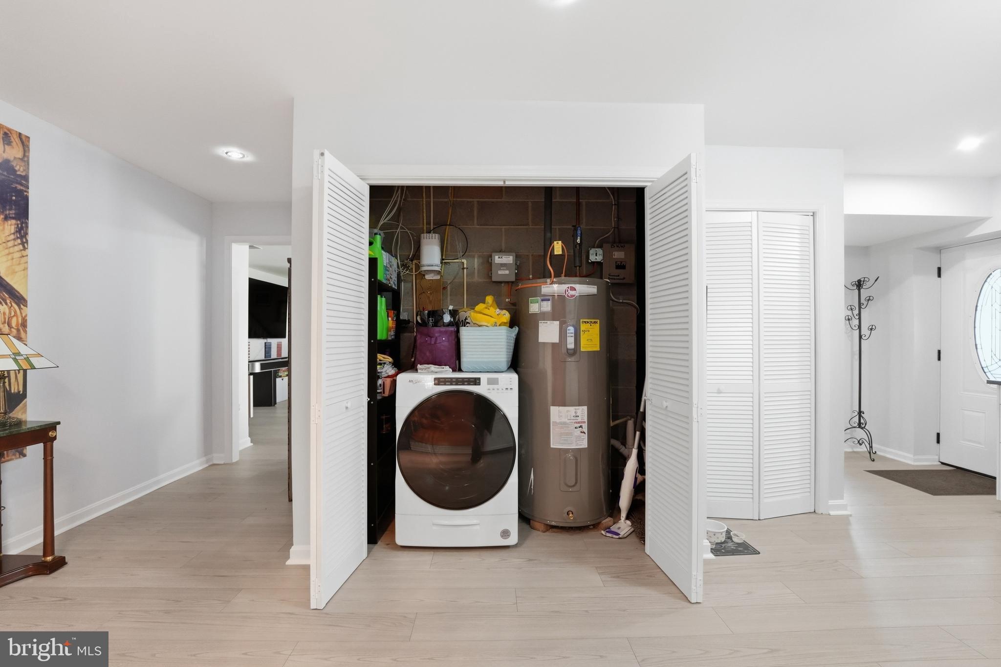 CHAPEL KNOLL - Residential