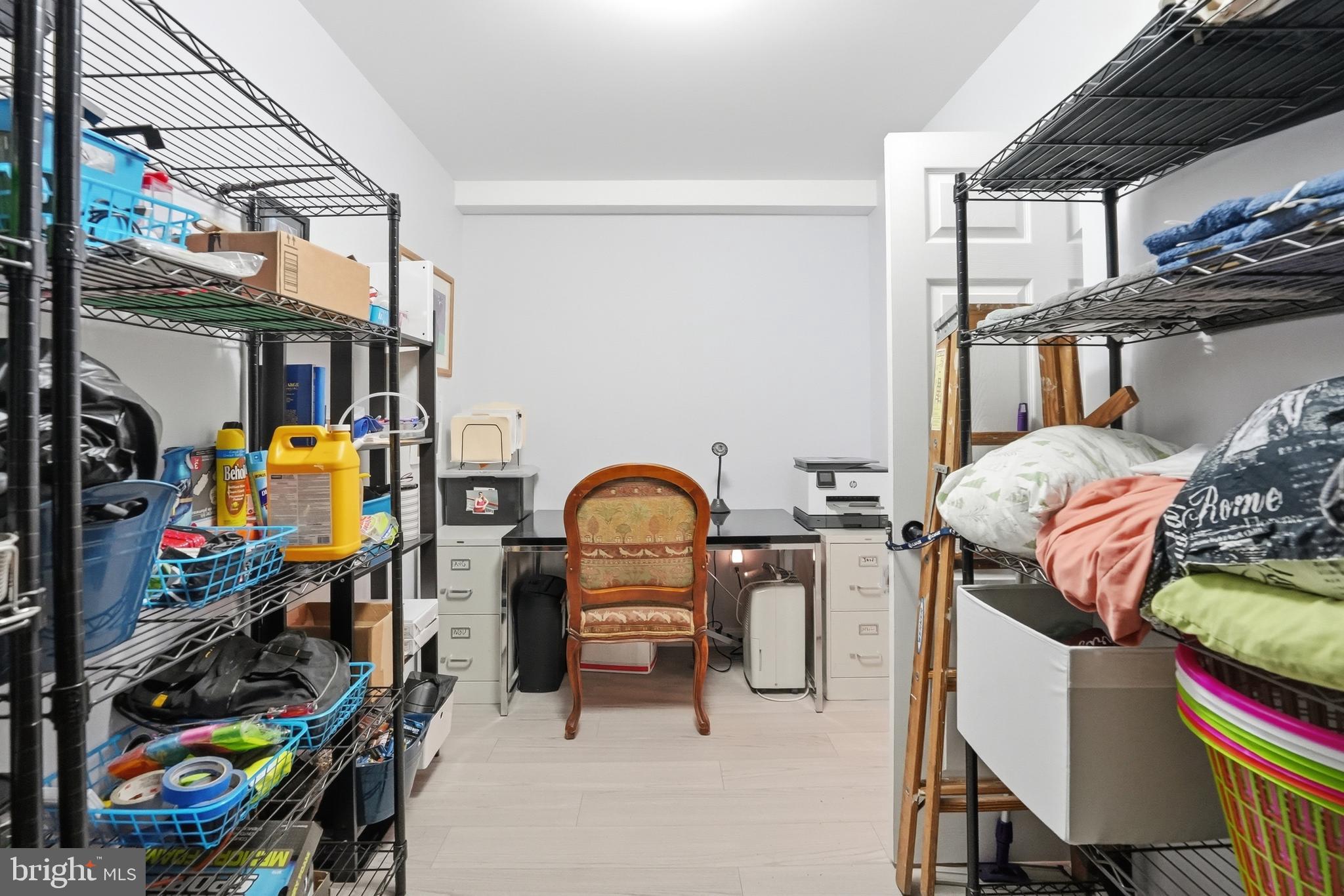 CHAPEL KNOLL - Residential