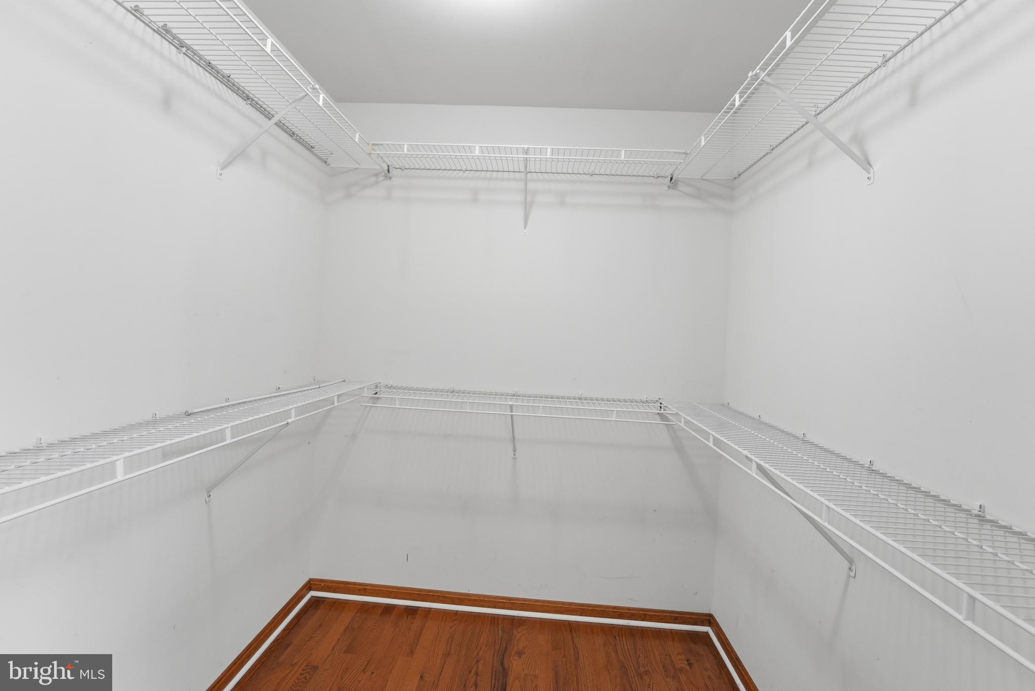 CHAPEL KNOLL - Residential