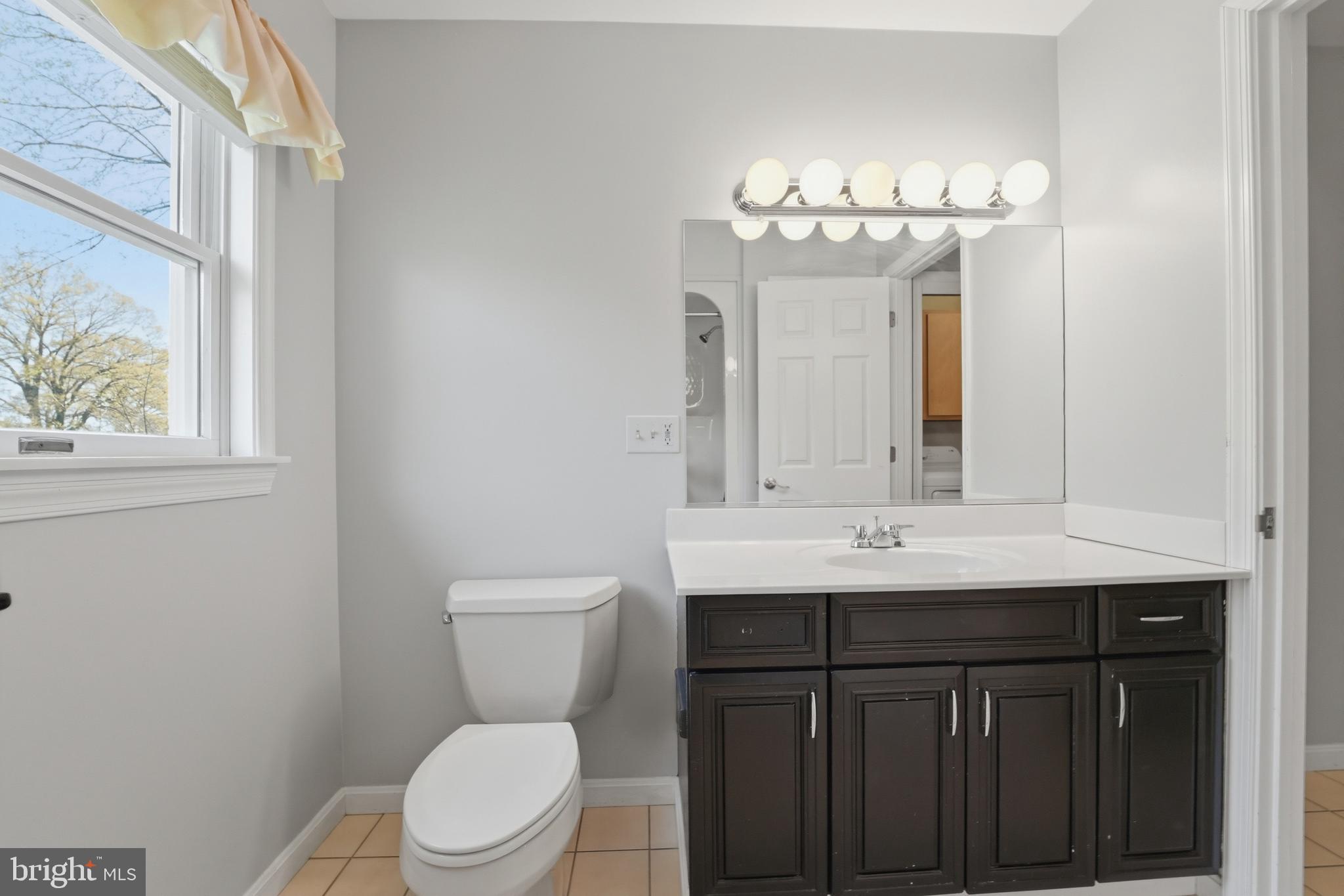 CHAPEL KNOLL - Residential