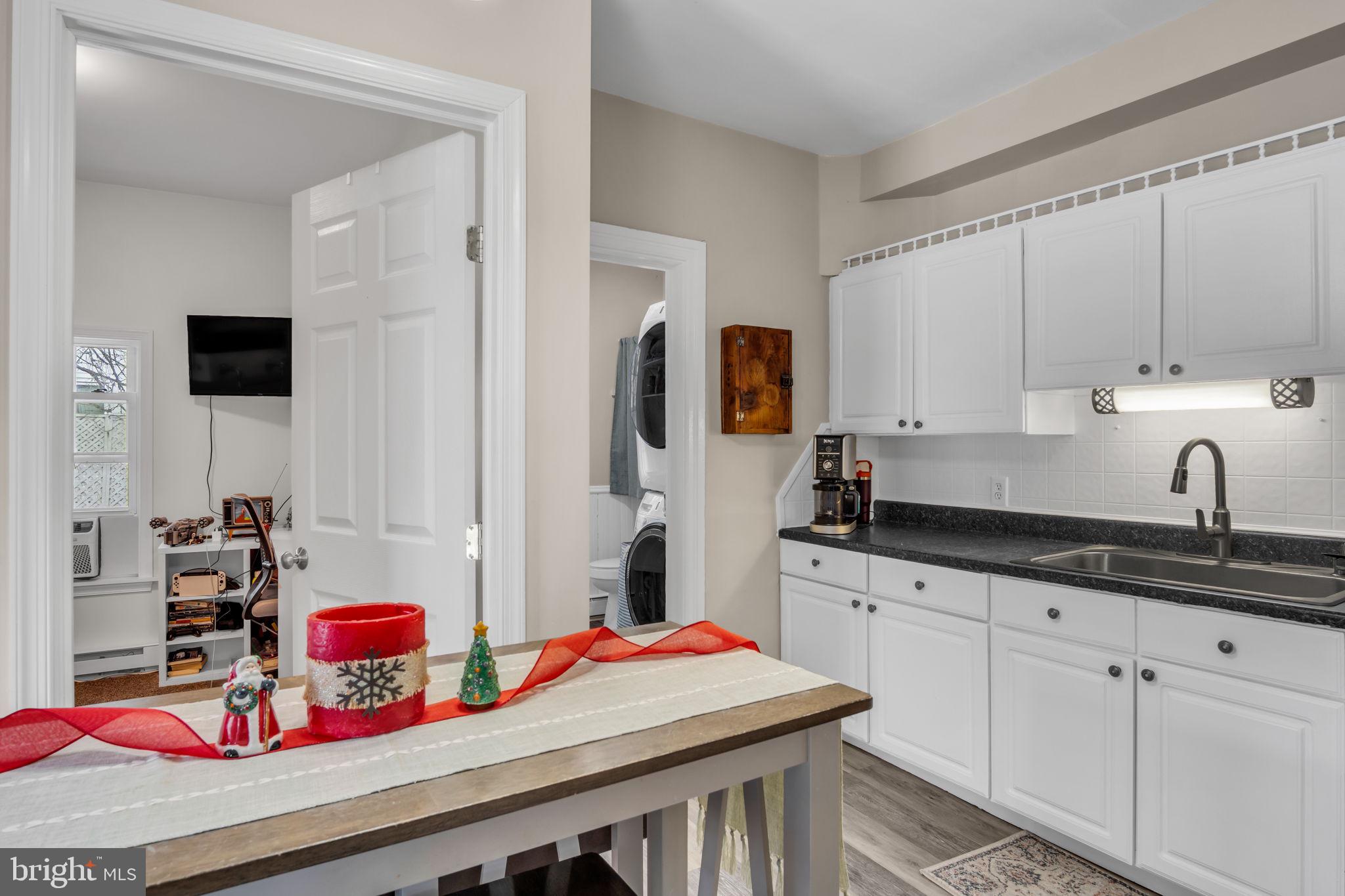 NEWPORT - Residential