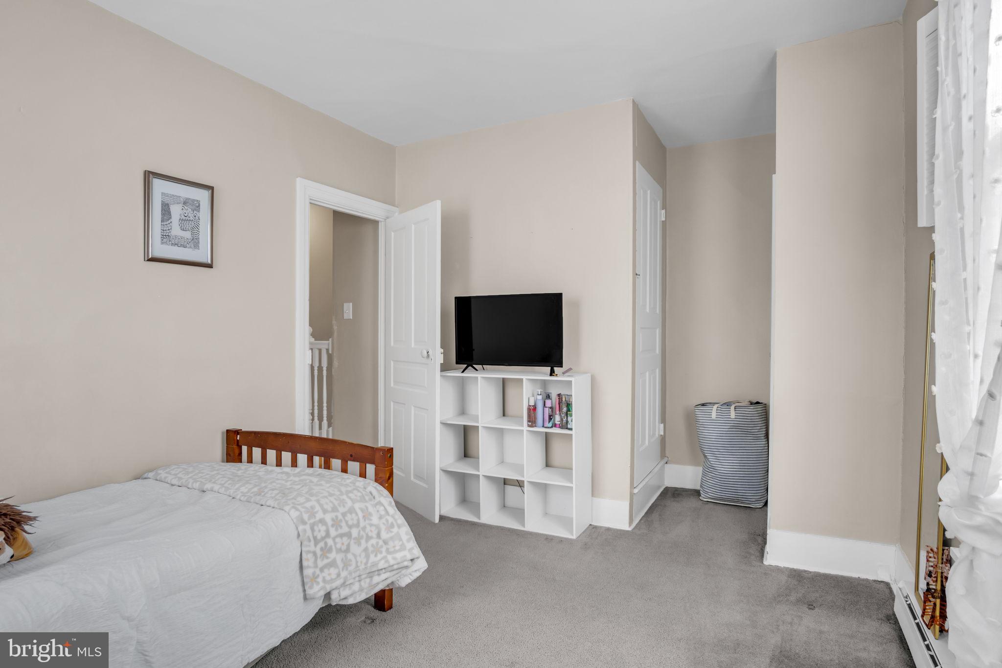 NEWPORT - Residential