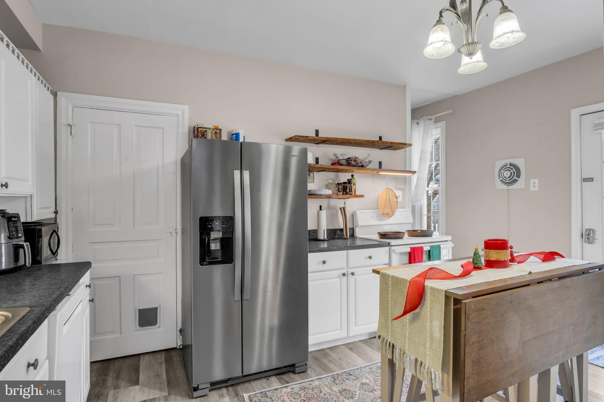 NEWPORT - Residential