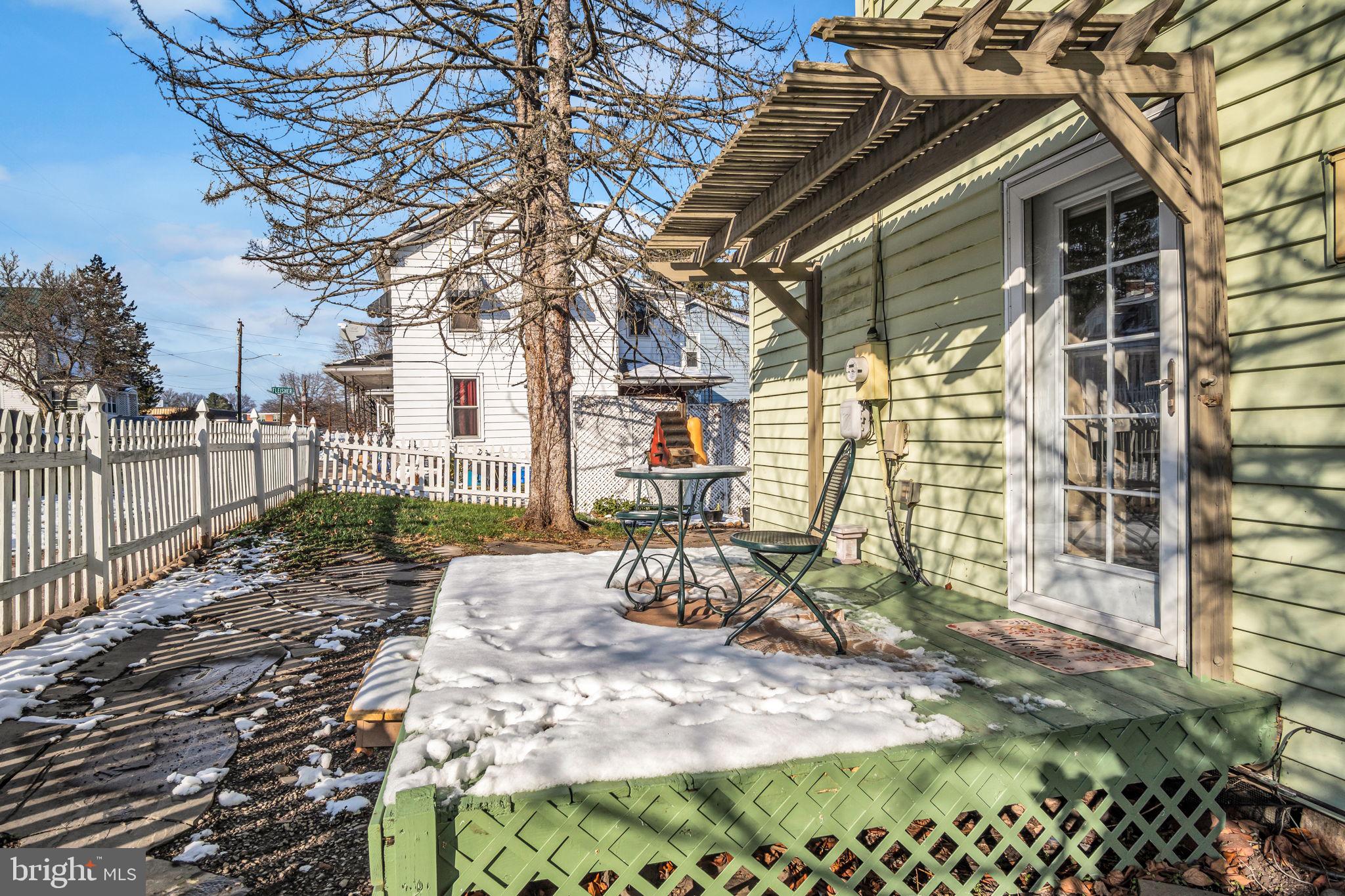 NEWPORT - Residential