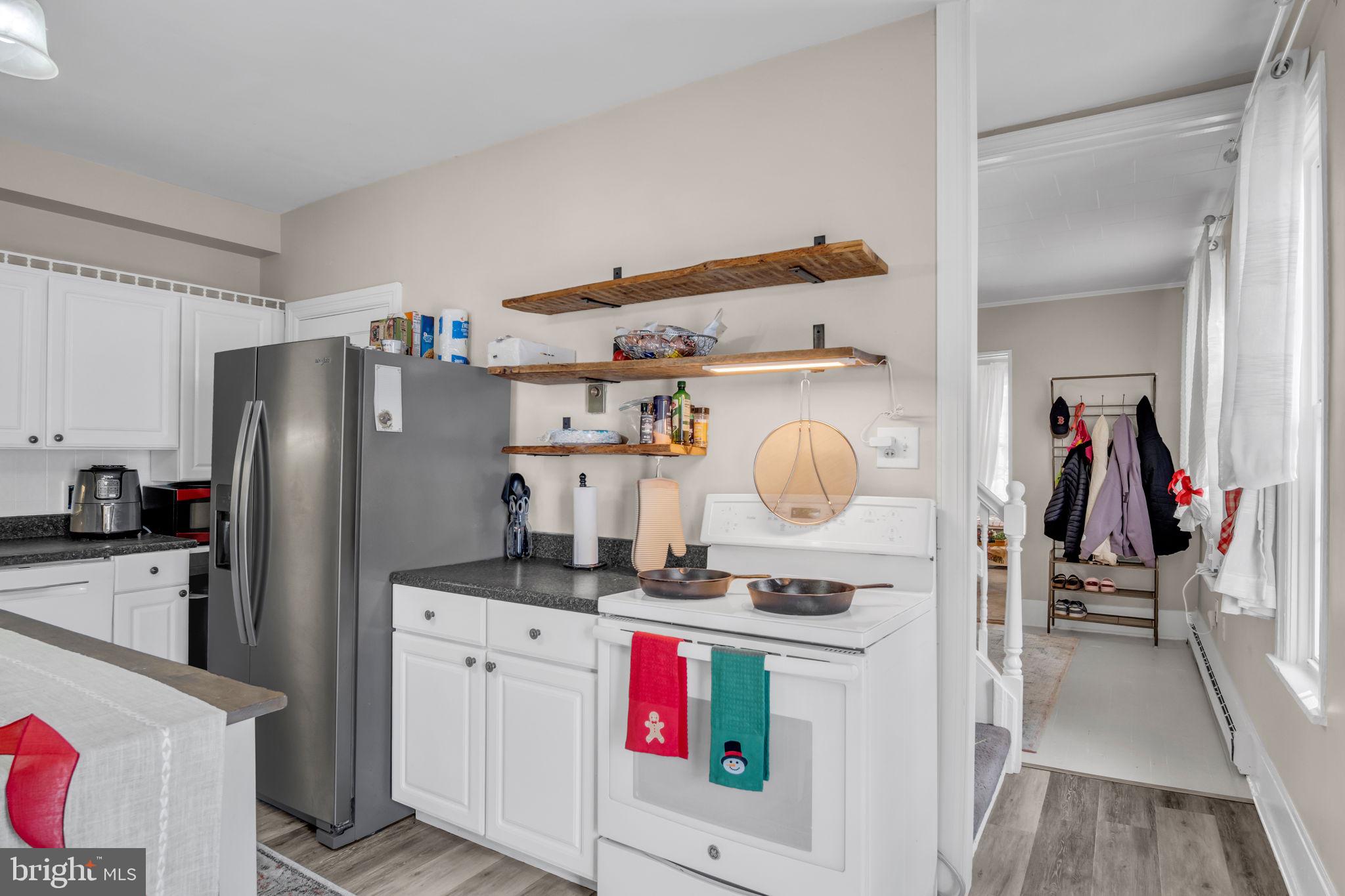 NEWPORT - Residential