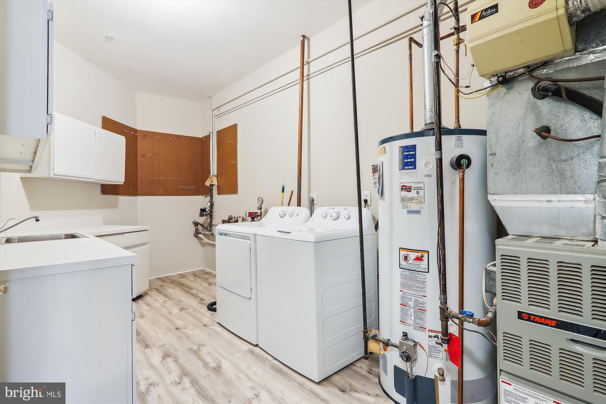 BROOKMONT - Residential