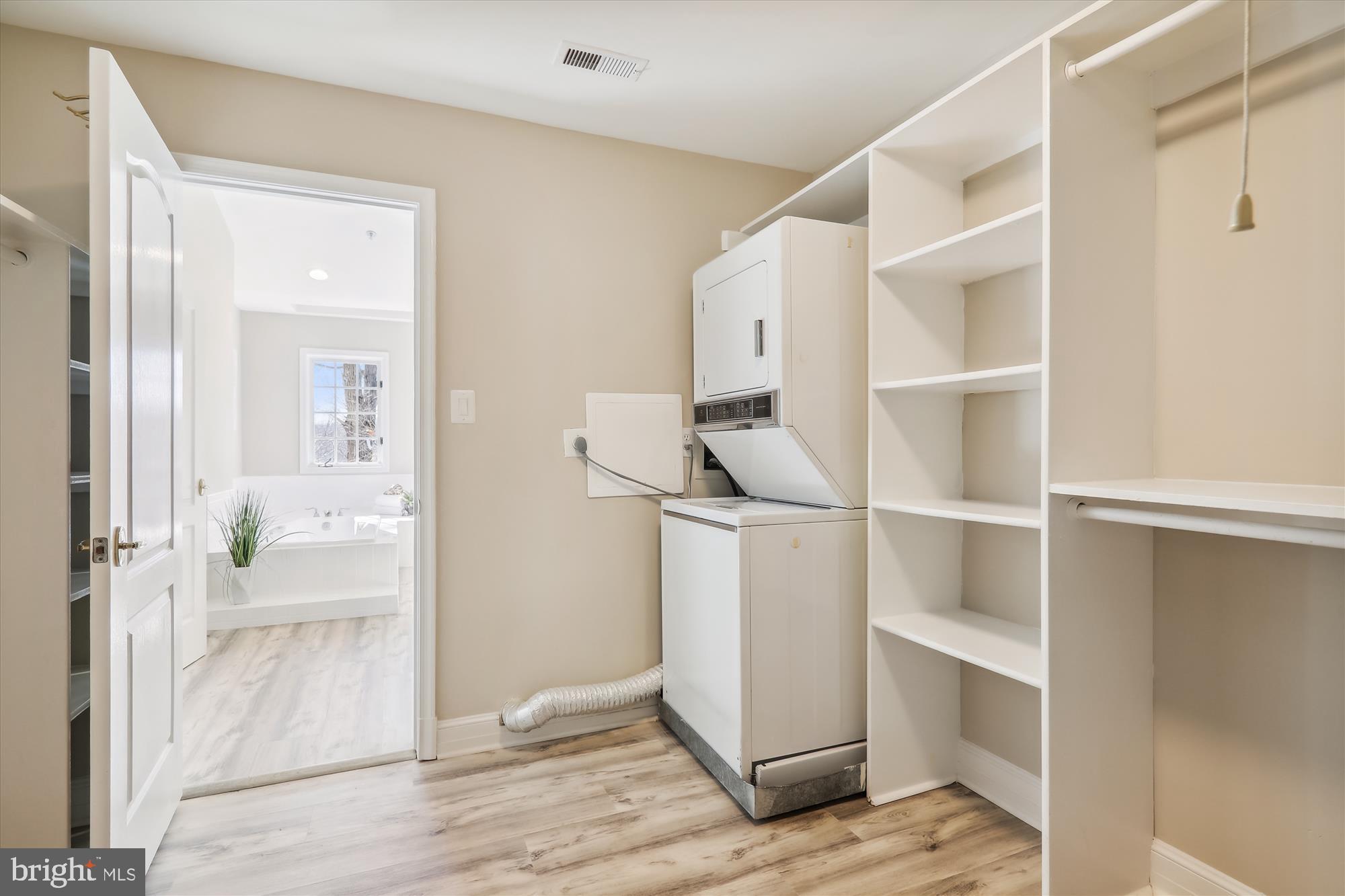 BROOKMONT - Residential