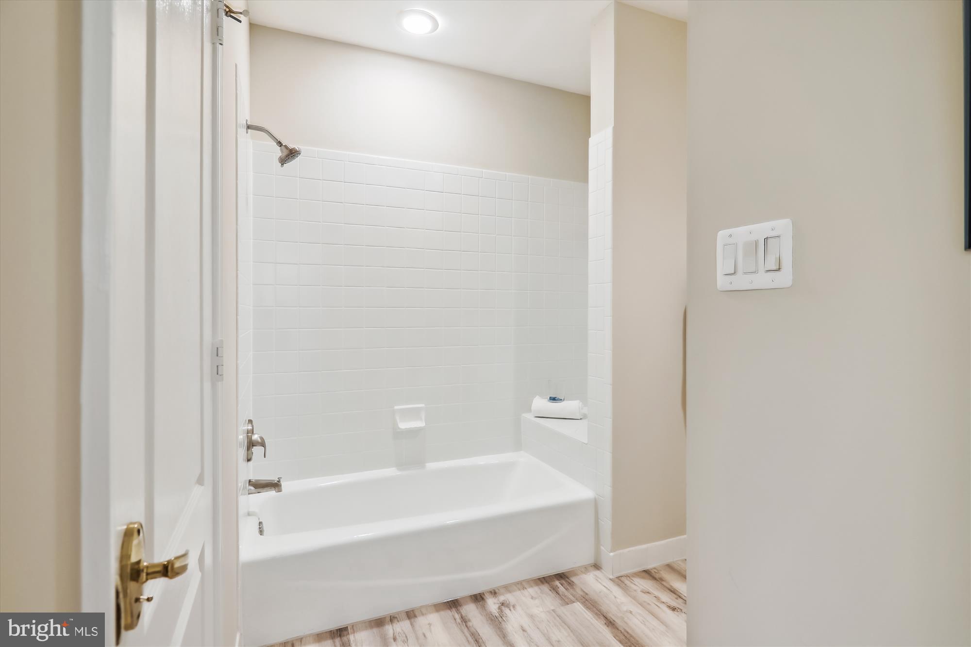 BROOKMONT - Residential